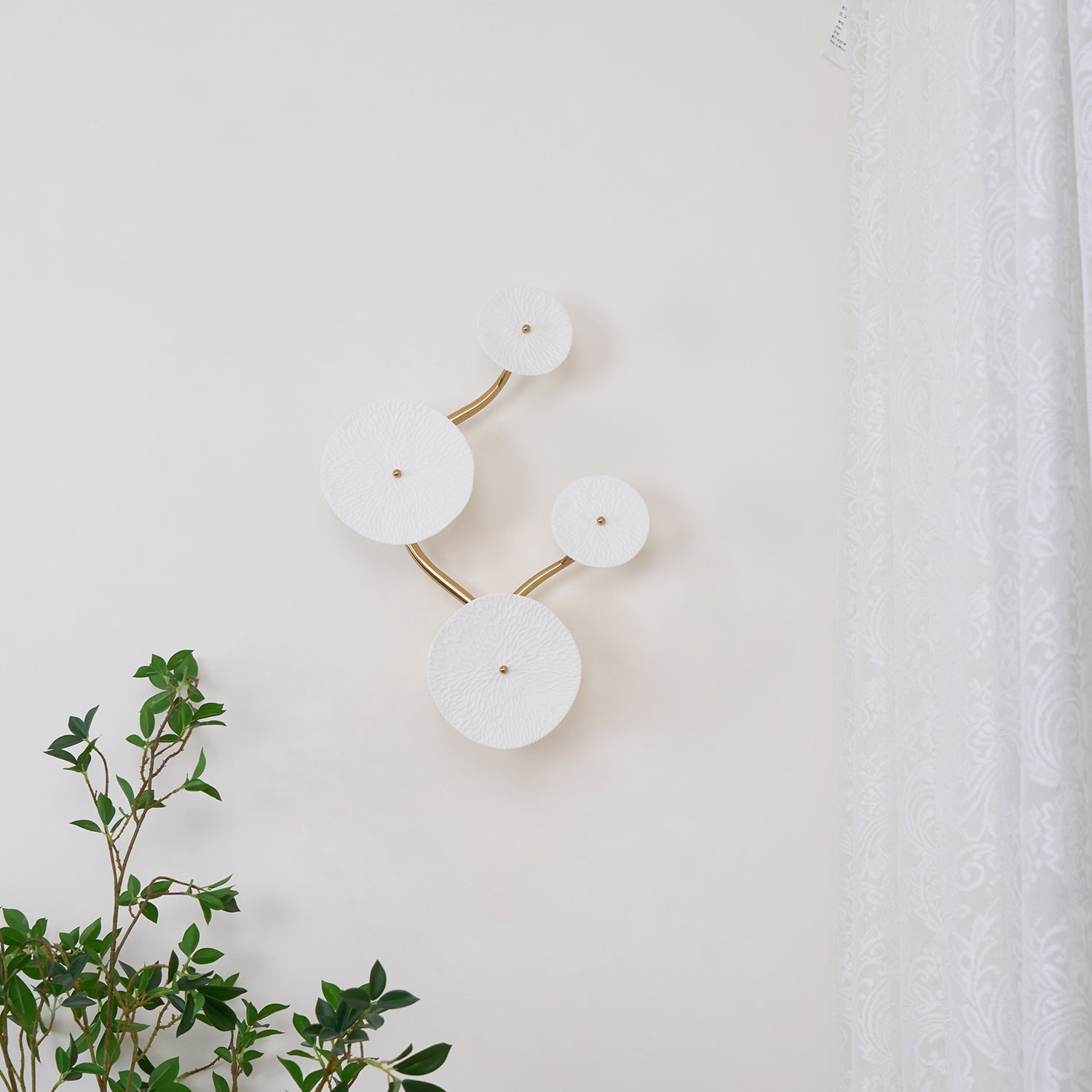 Olivia Lámpara de Pared con Pétalos de Loto