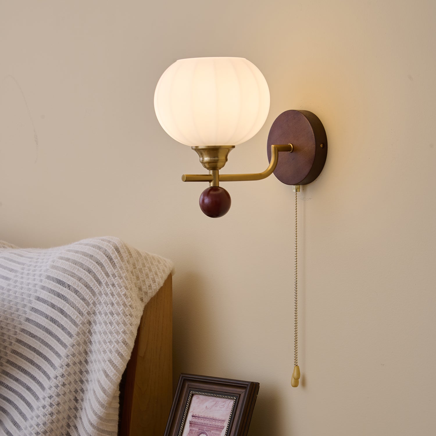Lumea Crest Wall Lamp - Letslighting