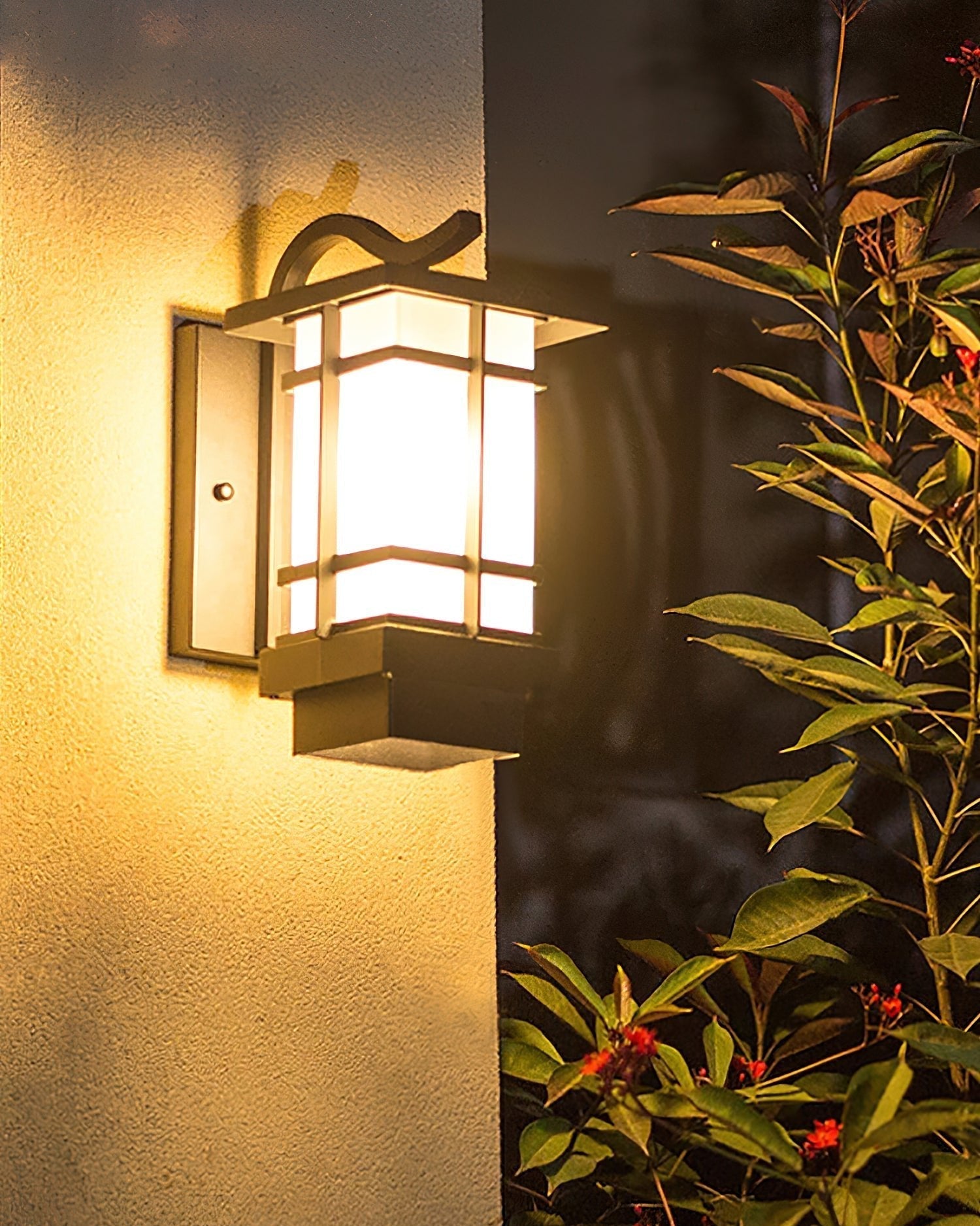 Madison Lantern Outdoor Wall Lamp - Letslighting