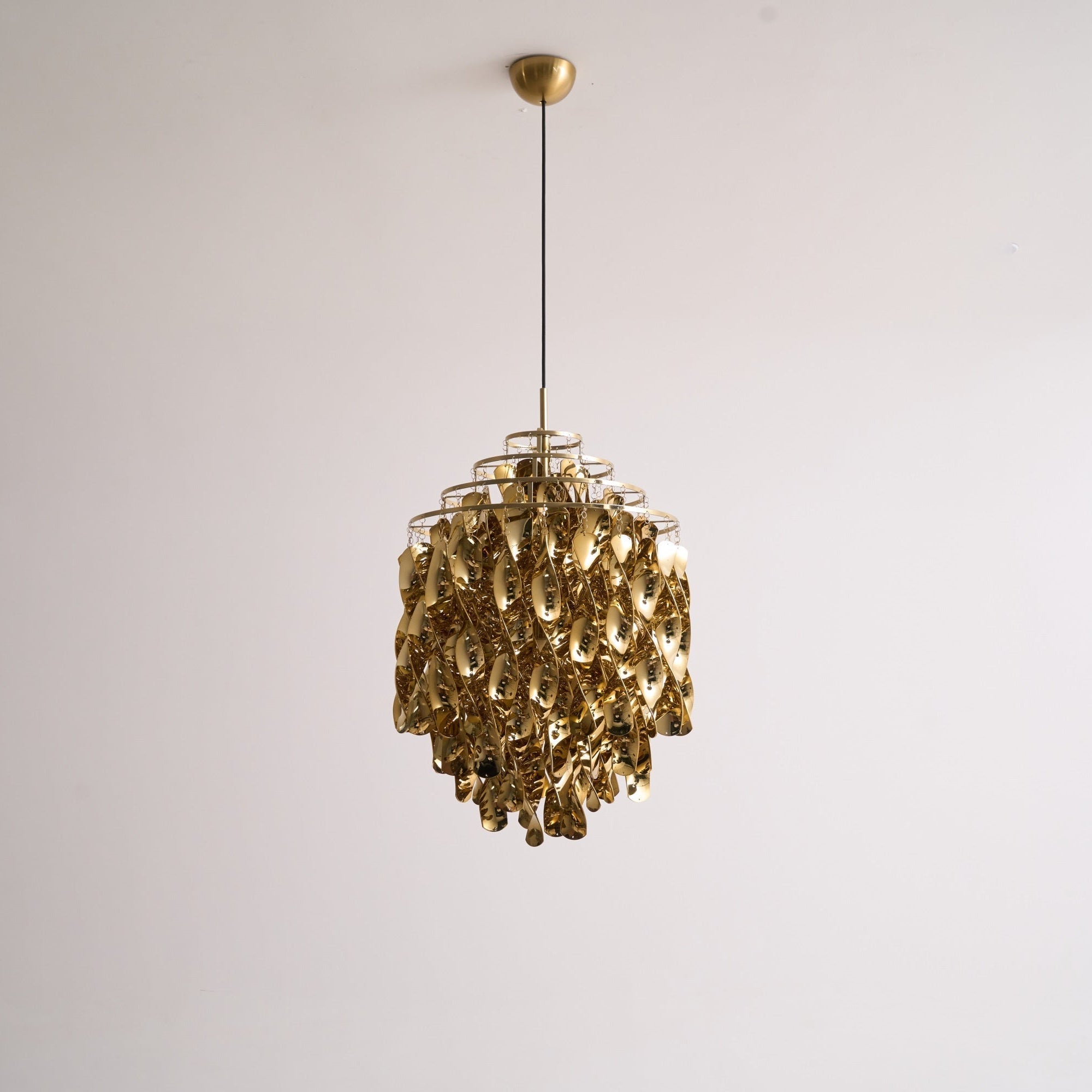 Isoran Luxe Acrylic Chandelier - Letslighting