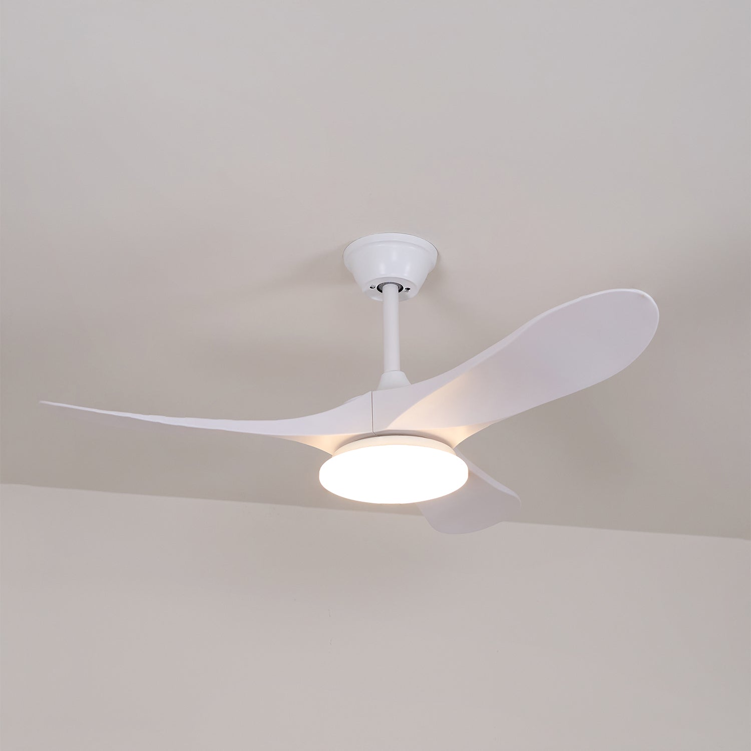 Ventilador de Techo Oriken con luz y mando a distancia
