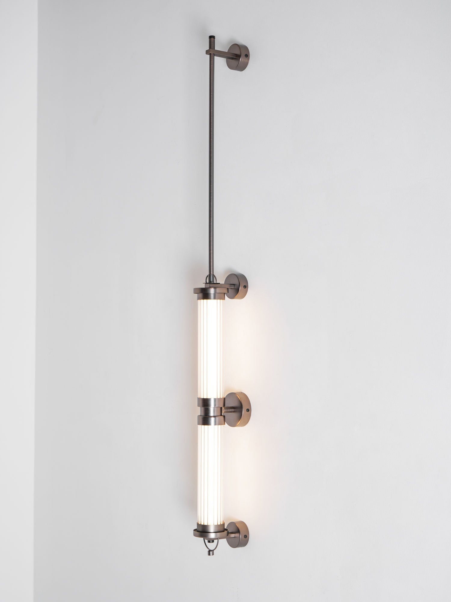 Meridian Vertical Wall Sconce - Letslighting