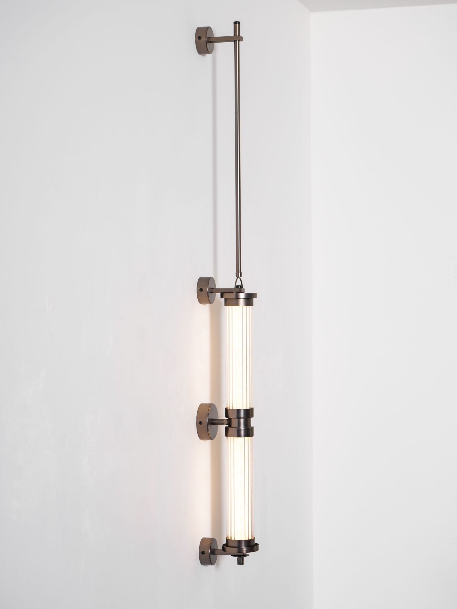 Meridian Vertical Wall Sconce - Letslighting