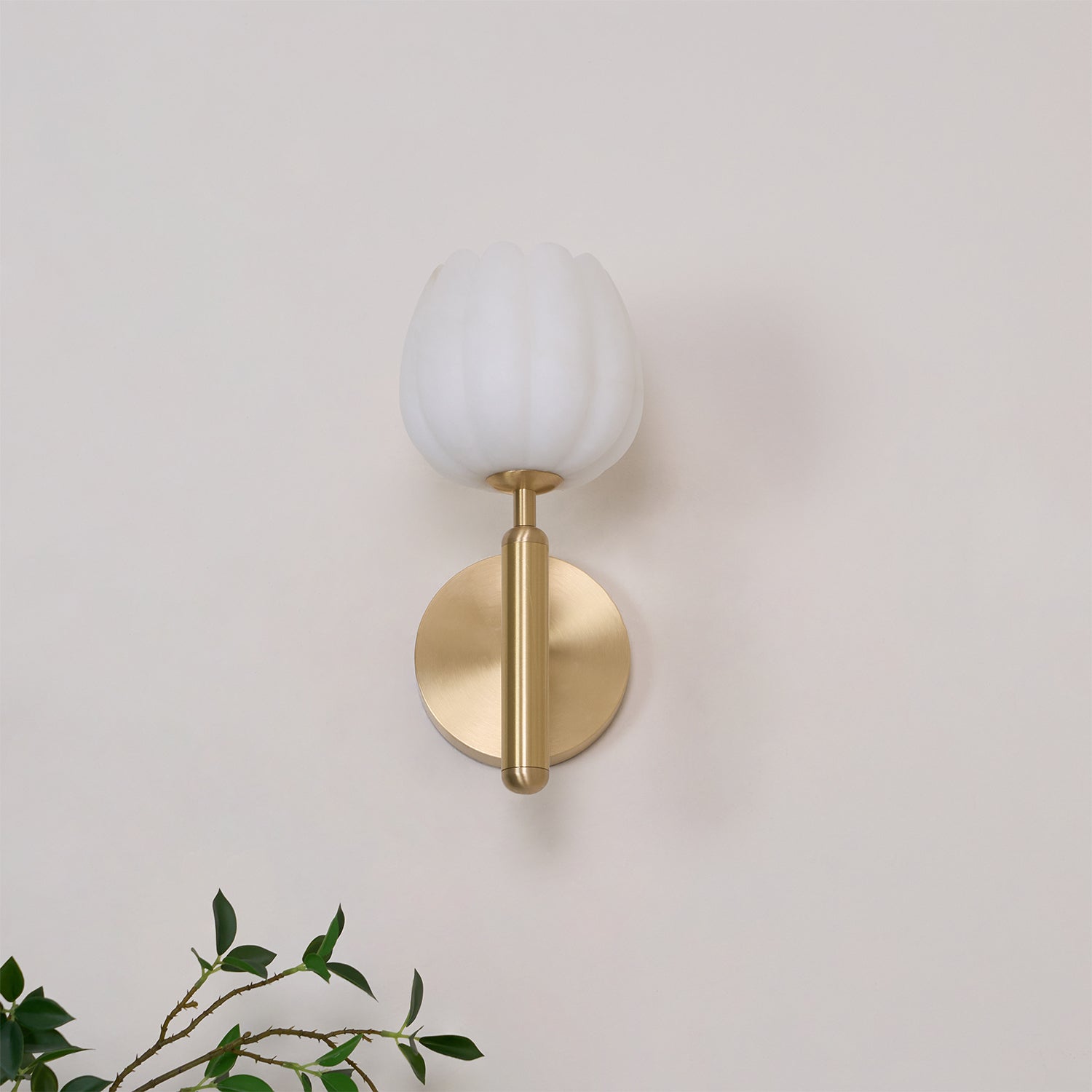 Eurzorion Floral Alabaster Brass Wall Light - Letslighting