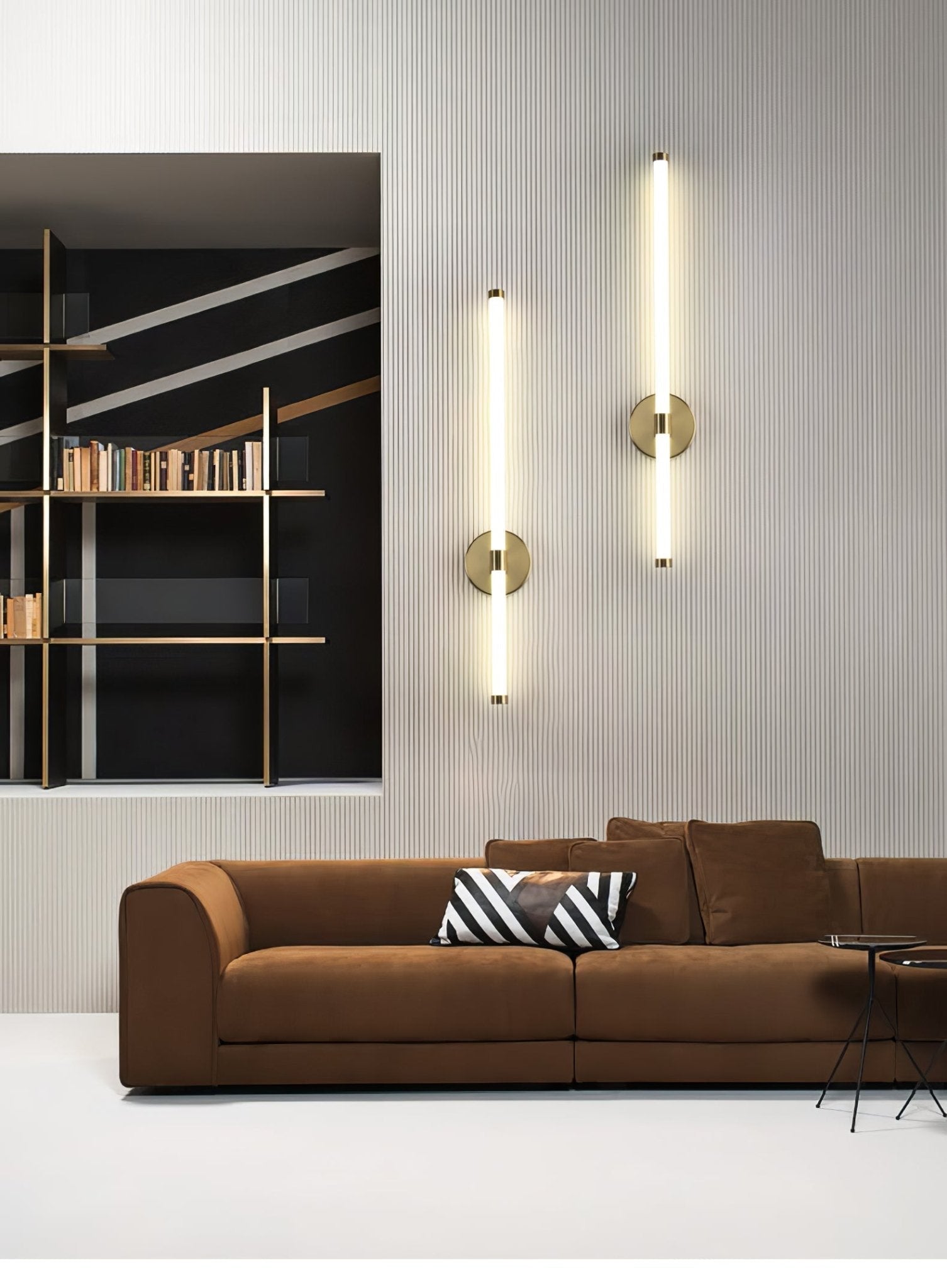 Minimalist Vertical Wall Sconce - Letslighting