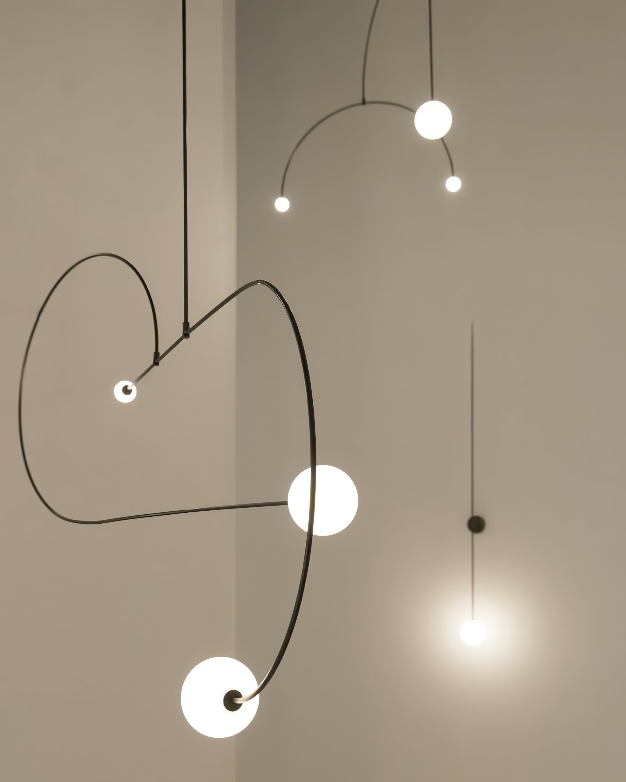 Mobile Wall Lamp - Letslighting