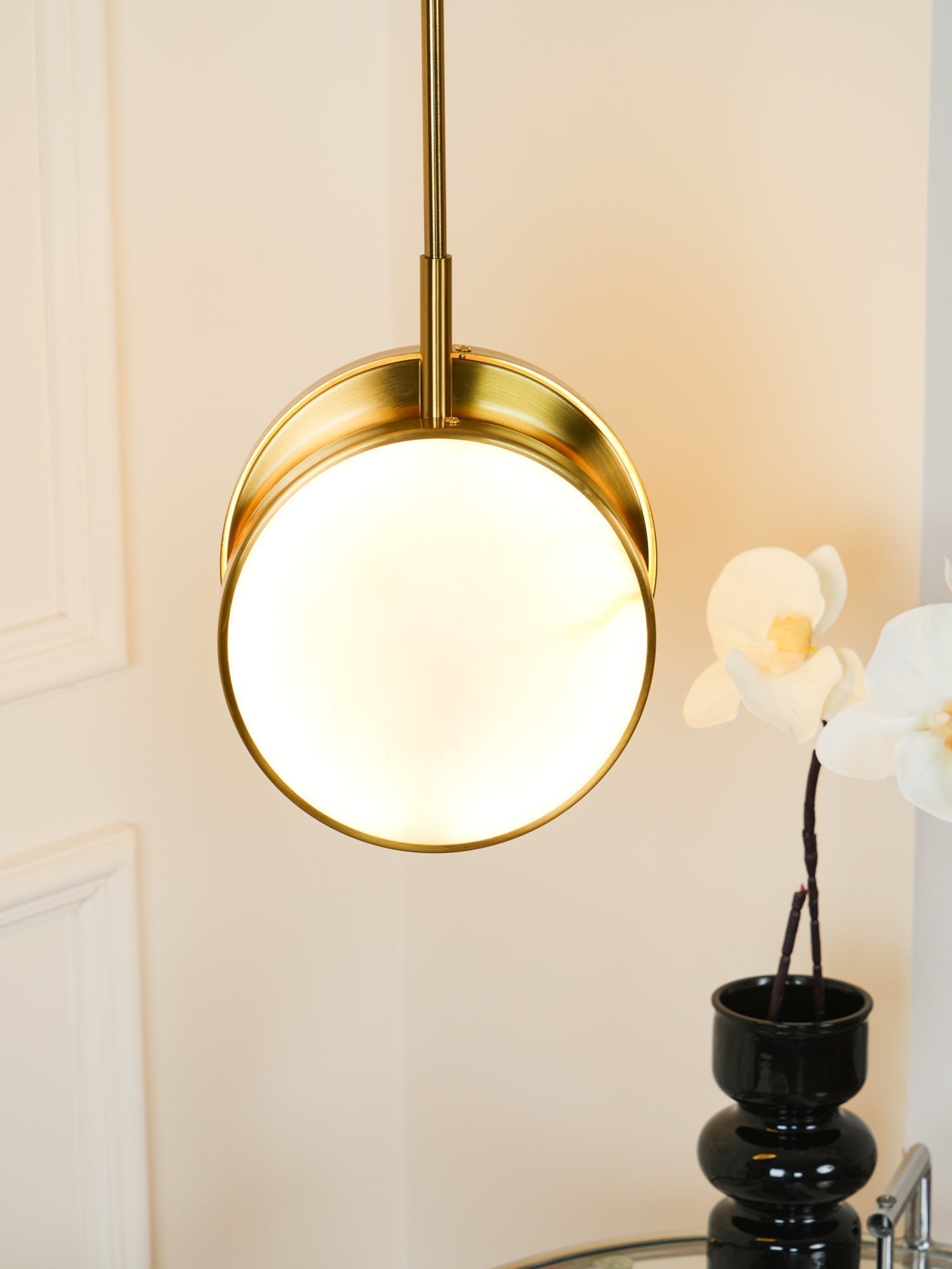 Synoryra Dual Disc Alabaster Pendant Light - Letslighting