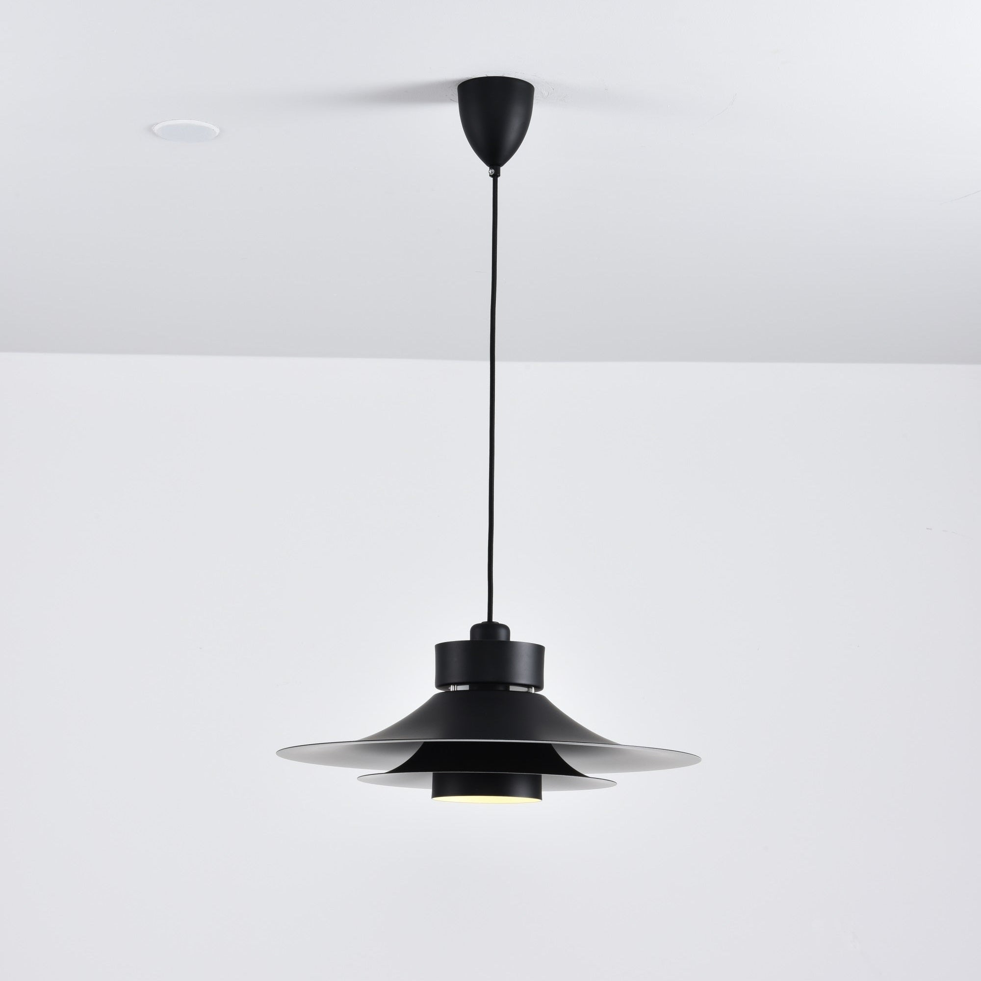 Sadie Minimalist Metal Pendant Lamp - Letslighting