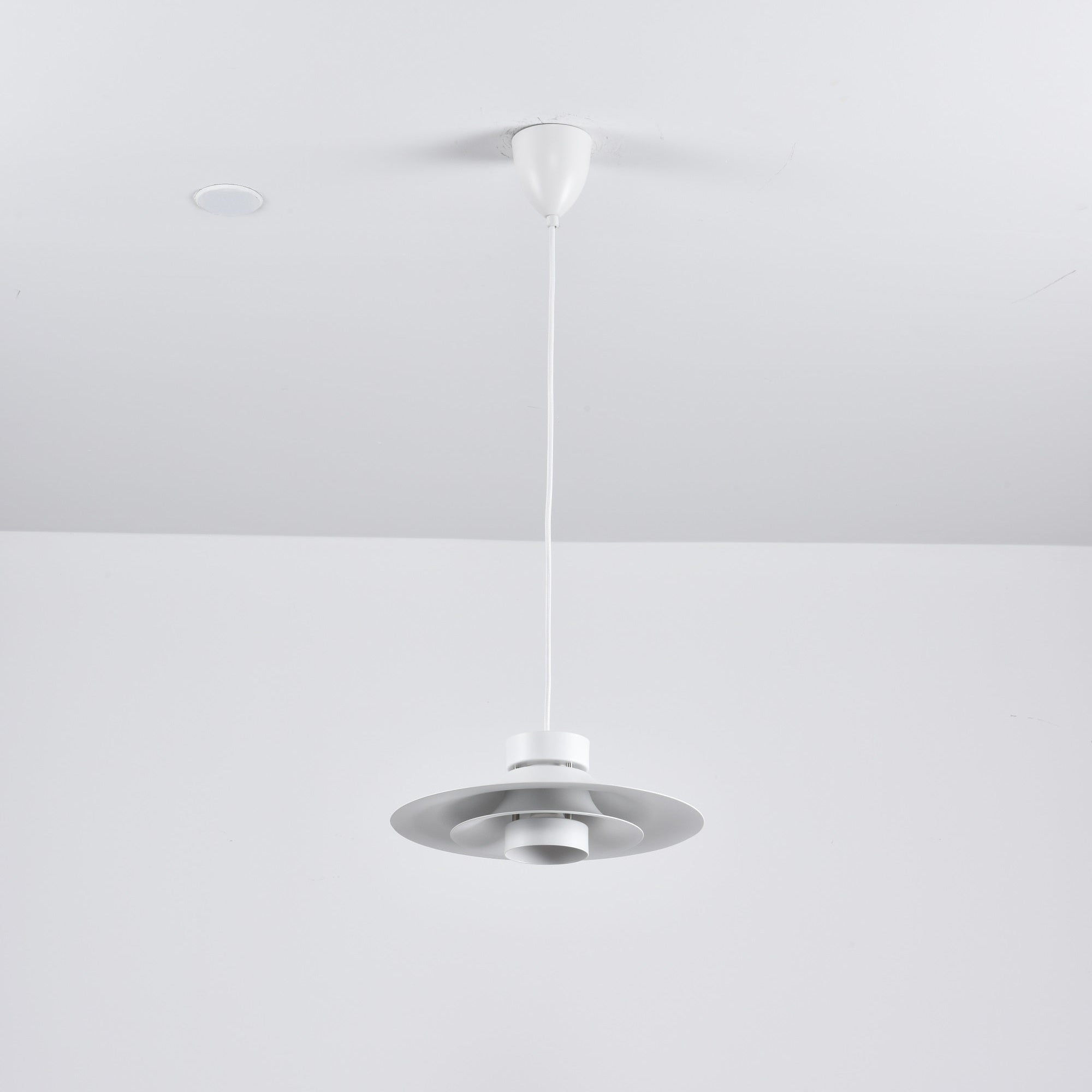 Sadie Minimalist Metal Pendant Lamp - Letslighting