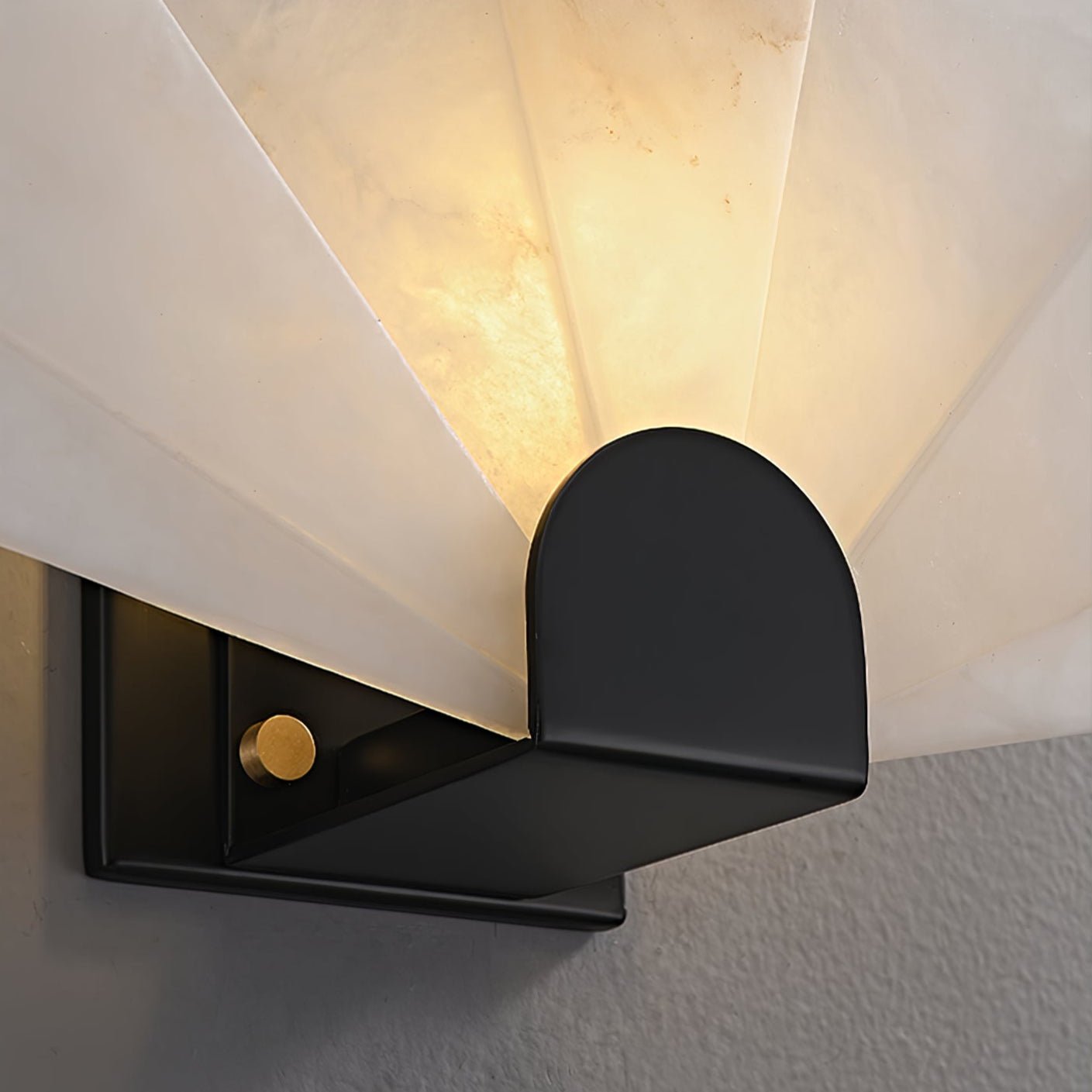 Aurelia Minimalist Alabaster Wall Light - Letslighting