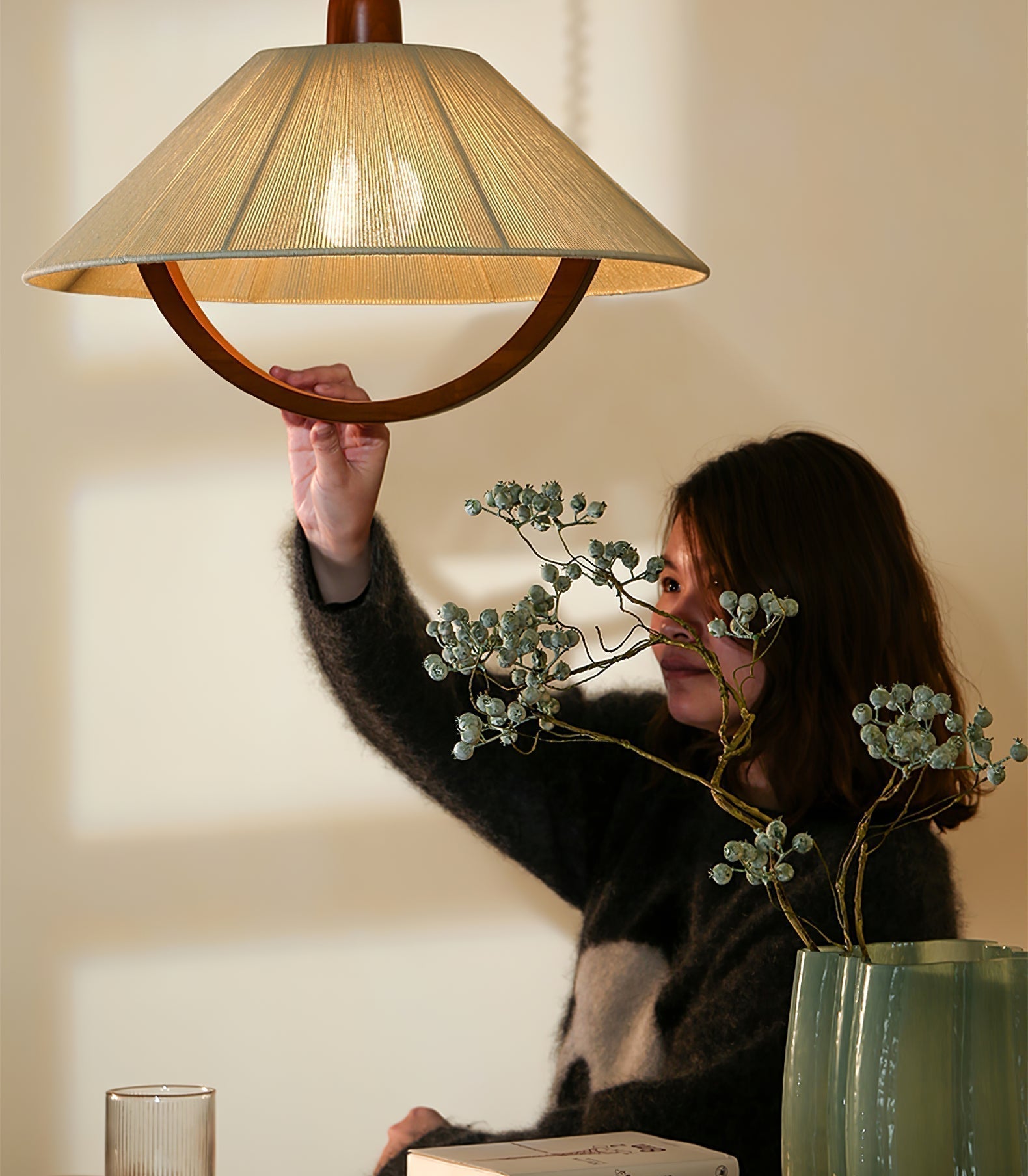 Eleanor Minimalist Metal Pendant Light - Letslighting