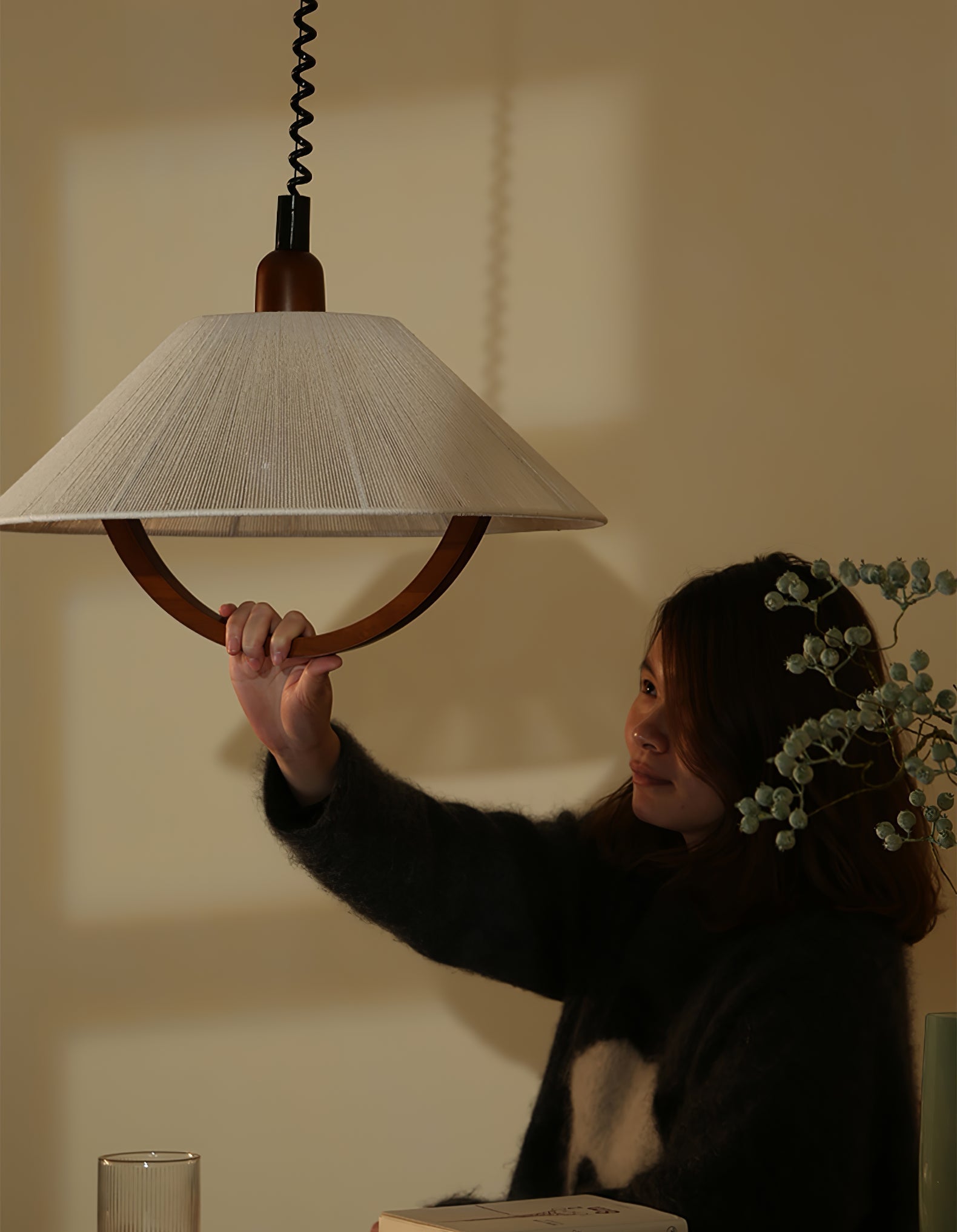 Eleanor Minimalist Metal Pendant Light - Letslighting