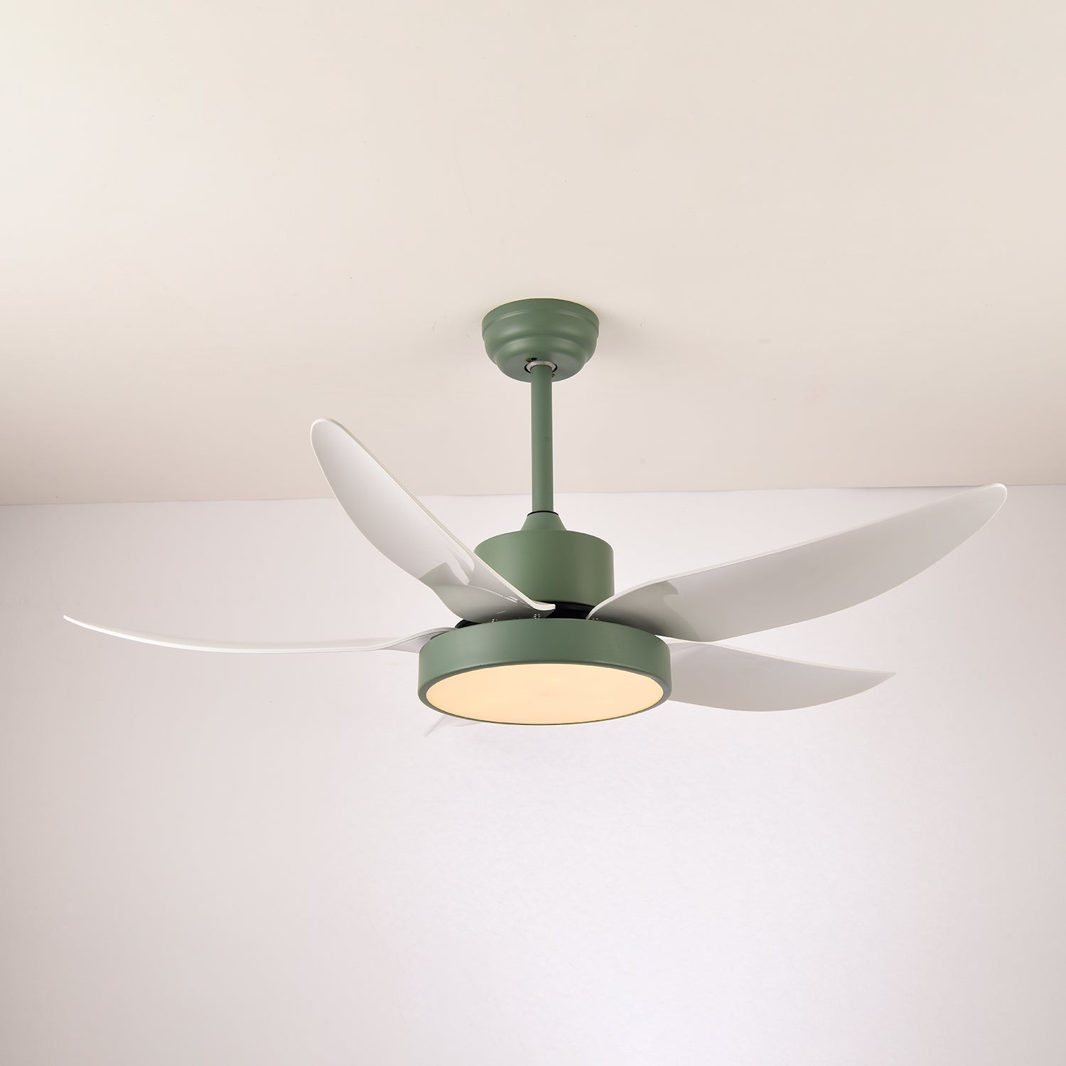 Lámpara Ventilador de Techo Moderna Auron