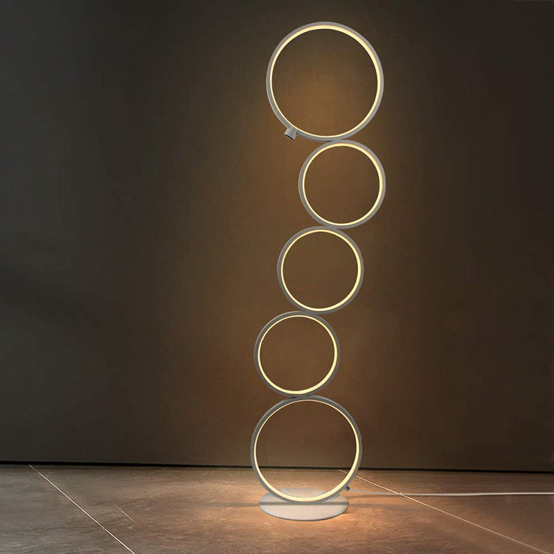 Arisha Moderna Geométrico Metal/Silicio LED Lámpara de Pie Negra/Blanca