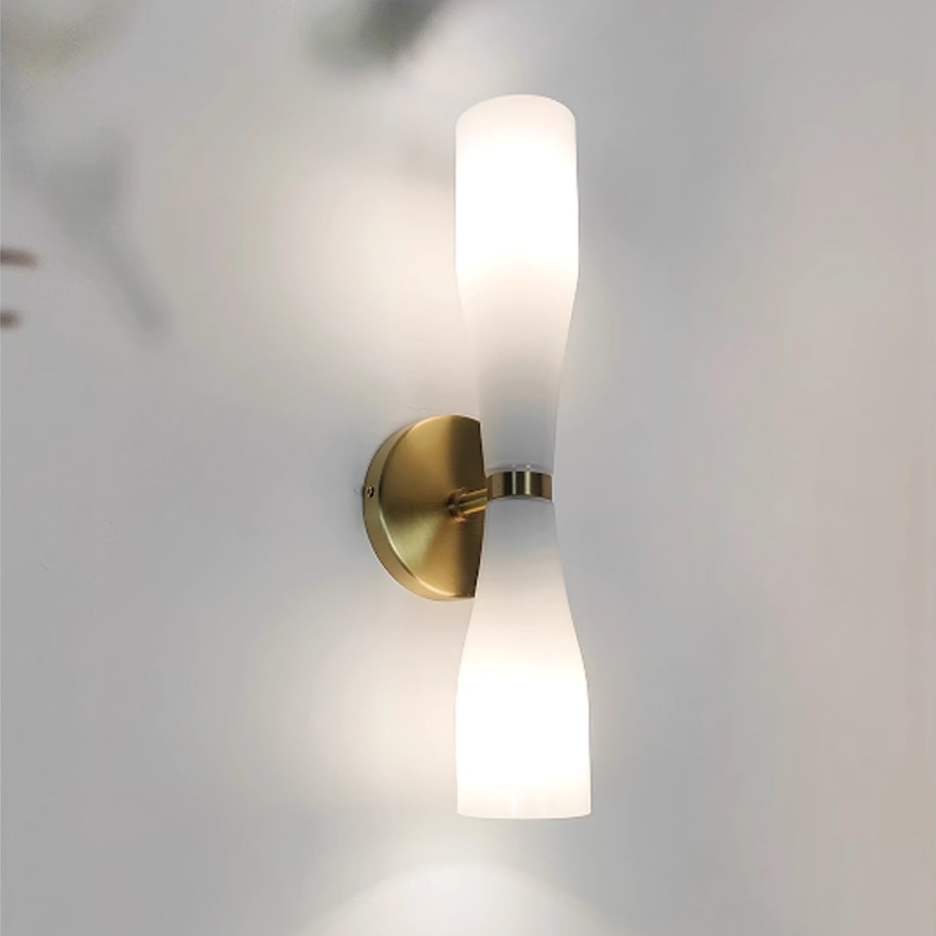 Torch Modern Glass Wall Light - Letslighting