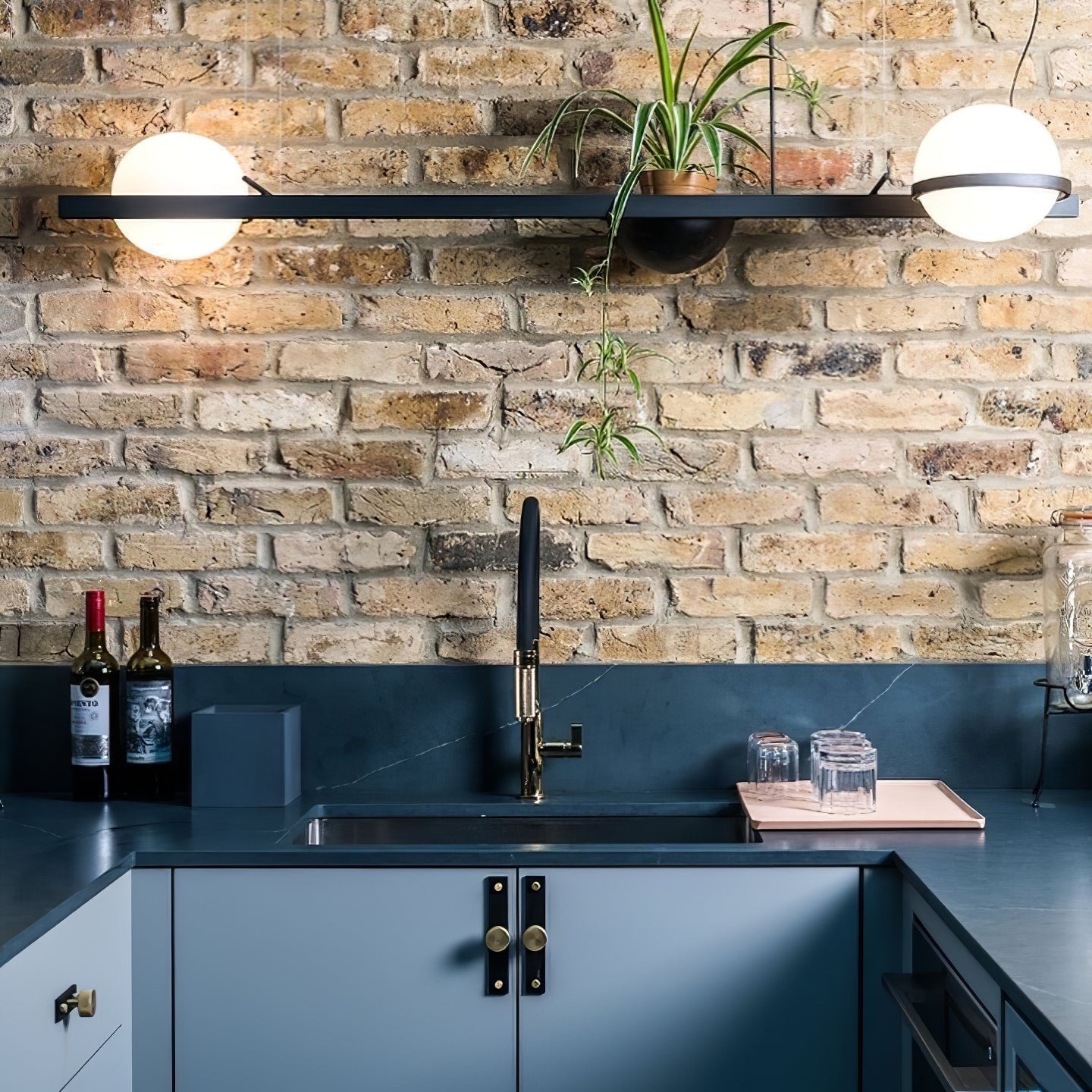 Solstice Wall Light - Letslighting