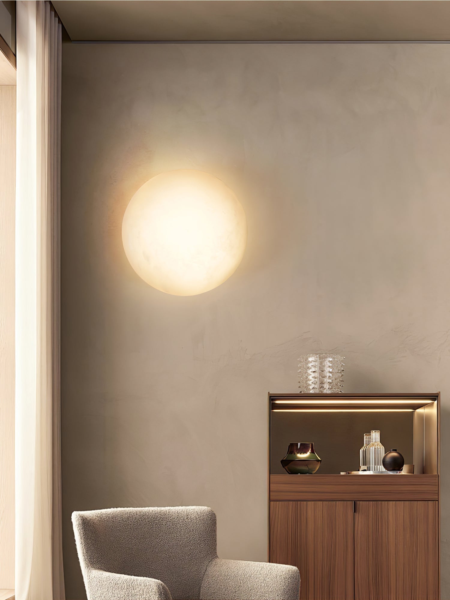 Eurthais Minimalist Alabaster Wall Light - Letslighting