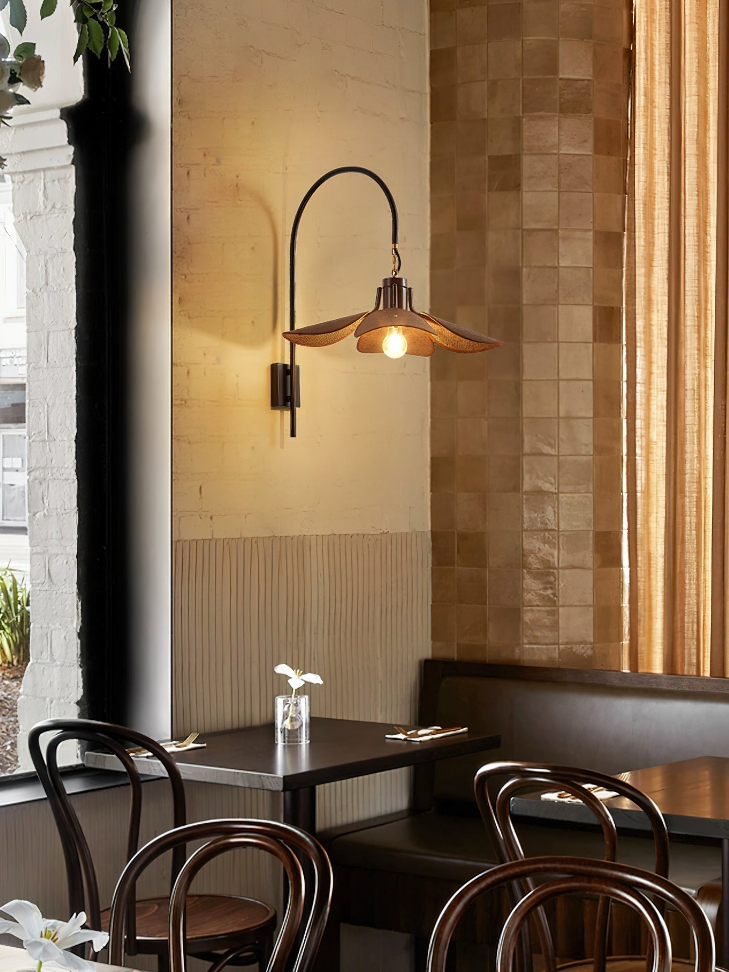 Petal Bloom Wall Lamp - Letslighting