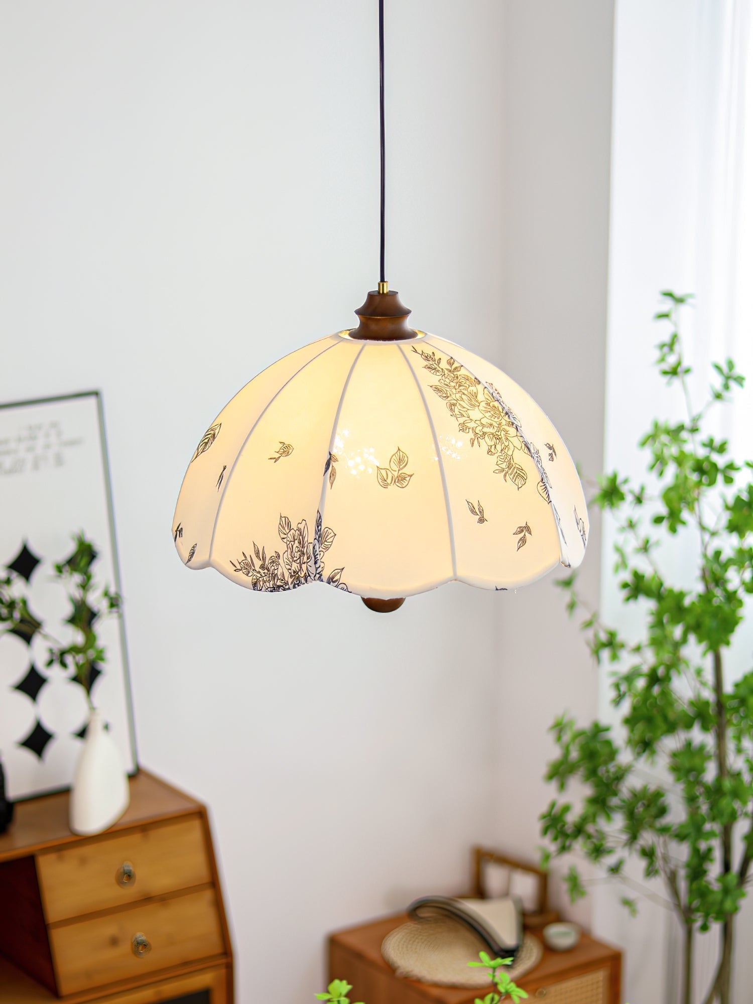 Petal Whisper Pendant Lamp - Letslighting