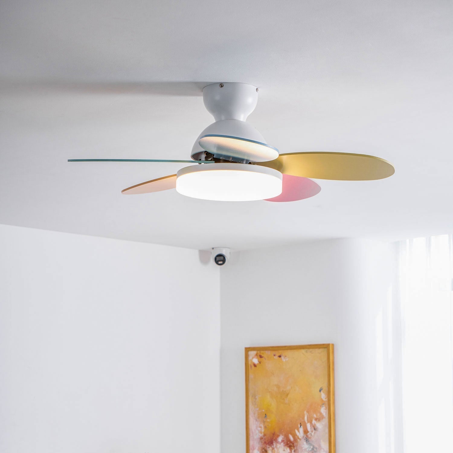 Ventilador de Techo con Luz Liora para Niños, mando a distancia con botones de velocidad del ventilador