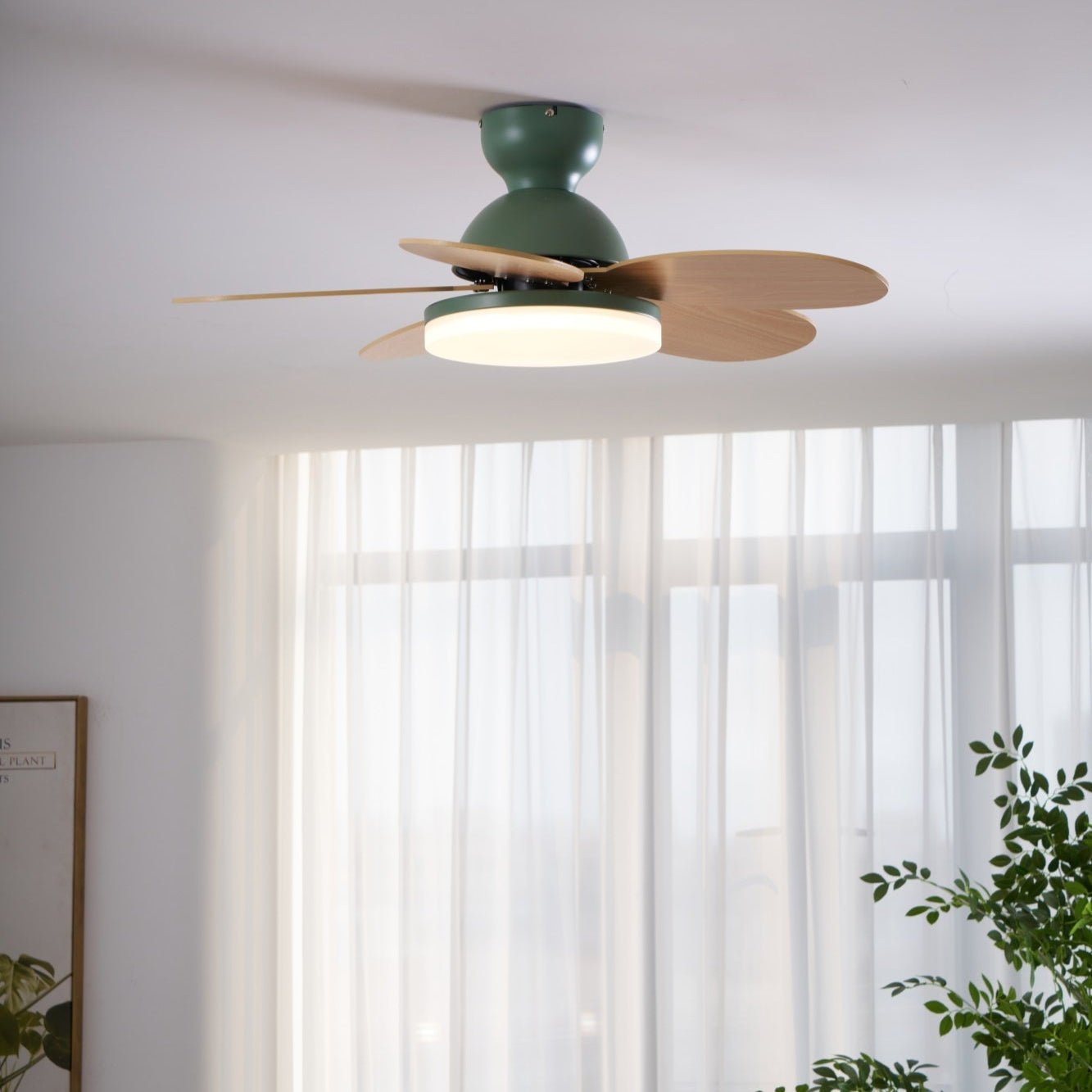 Ventilador de Techo con Luz Liora con acabado de cuerpo en Gris
