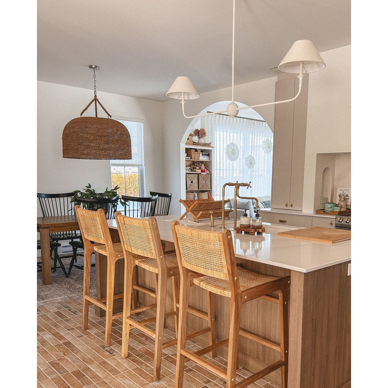 Aera Modern Minimalist Linear Antique Brass Fabric Chandelier - Lamp Copper