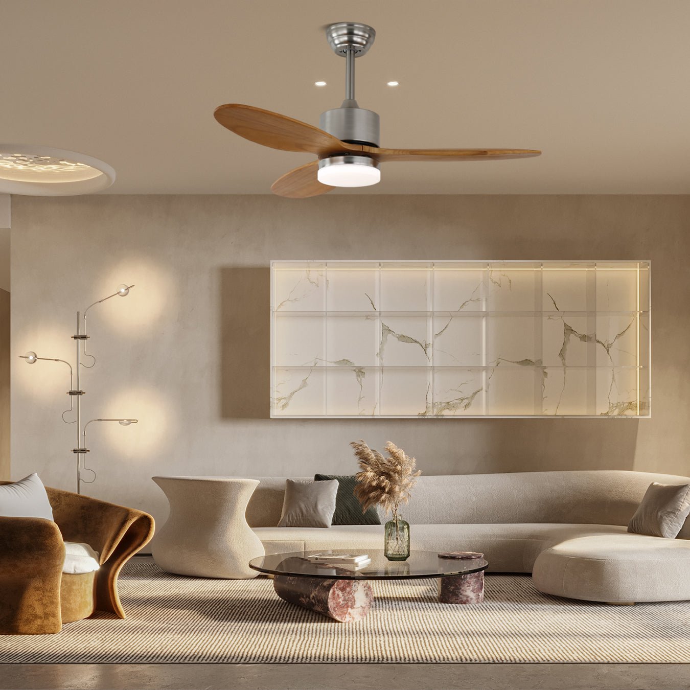 Primer plano de las aspas de madera del Ventilador de Techo Minimalista Elara con Luz