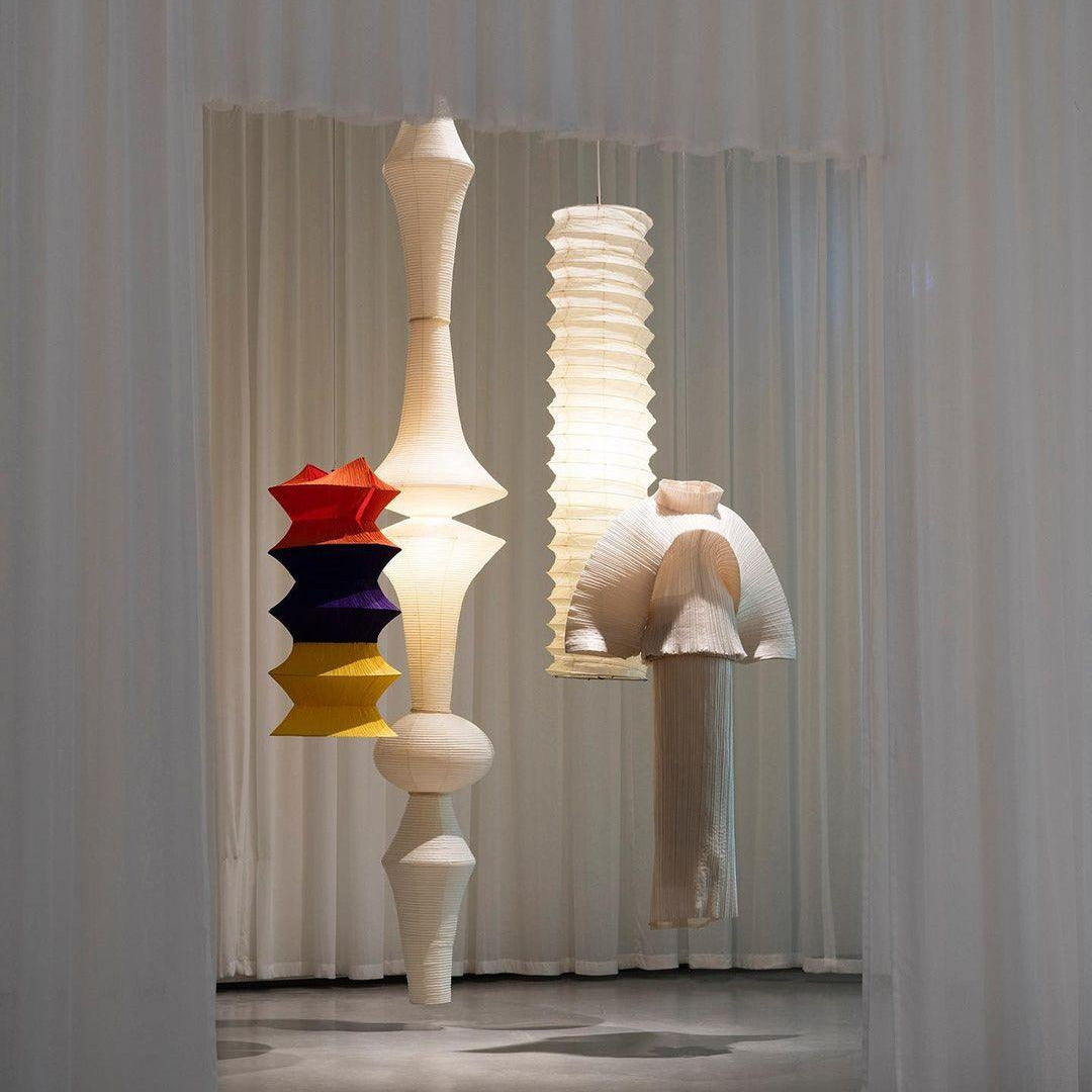 Ritta Lámpara Colgante Vertical Escultural de Papel