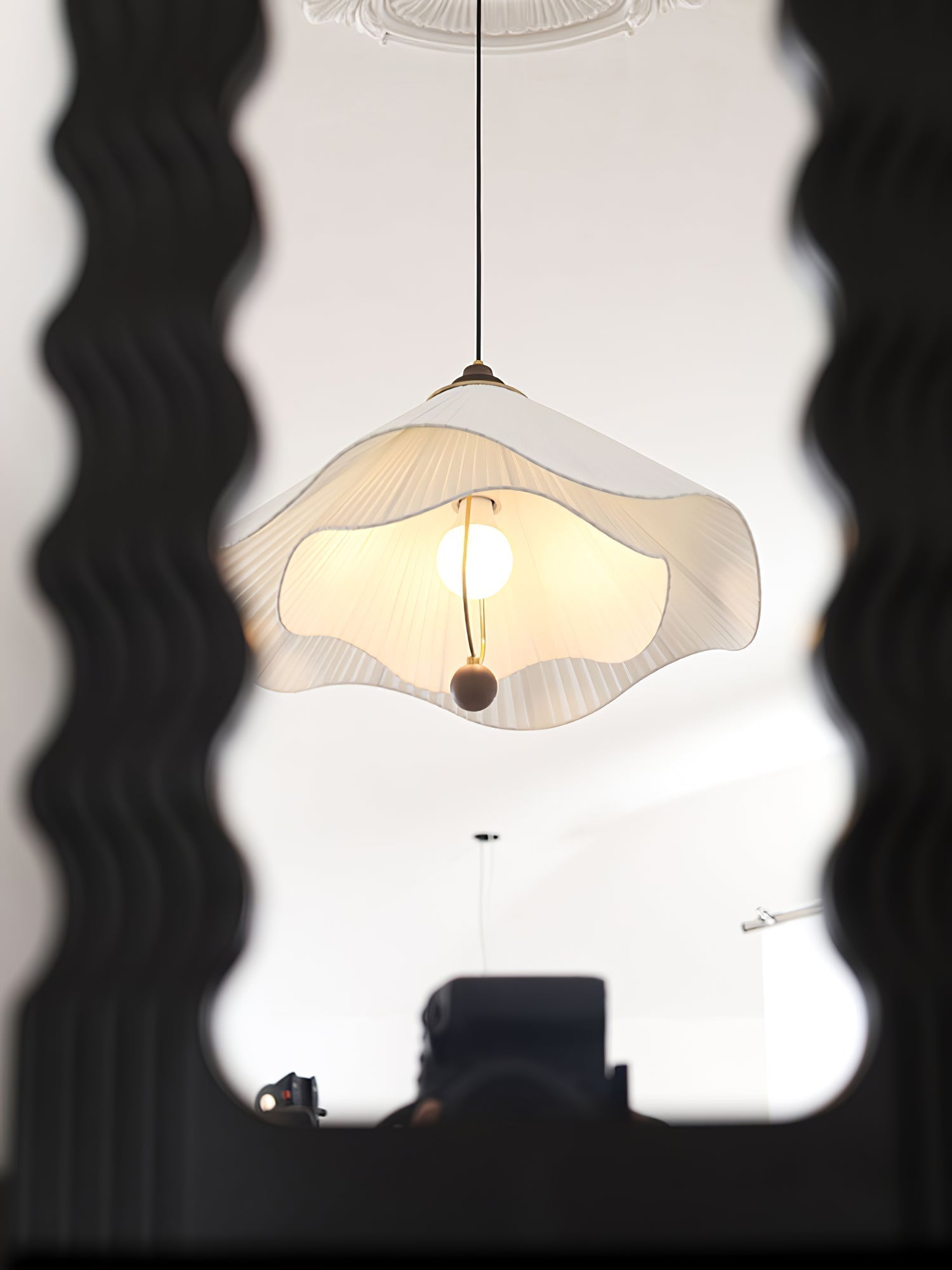 Scallop Edge Pendant Light - Letslighting