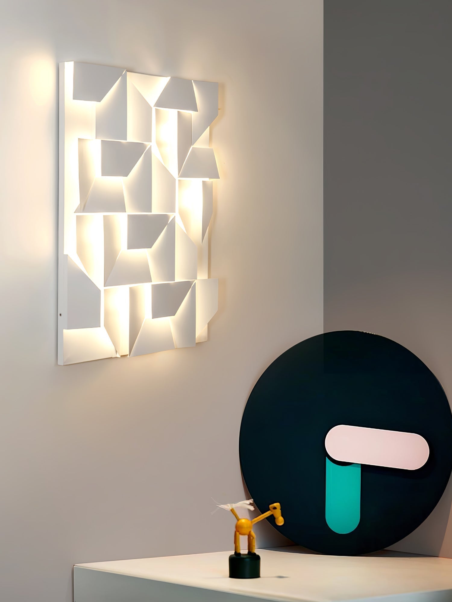 Shadows Grand Sconce - Letslighting