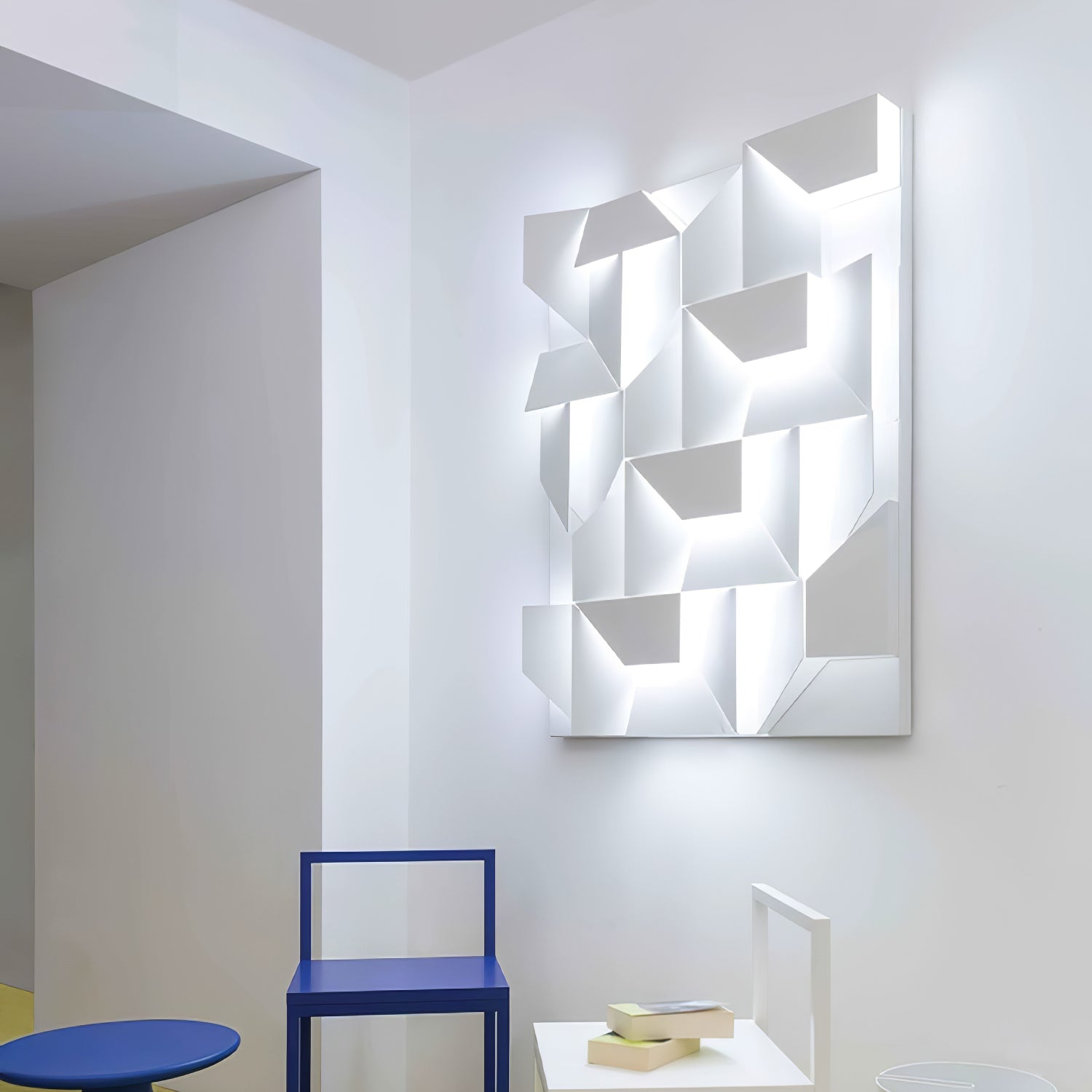 Shadows Grand Sconce - Letslighting