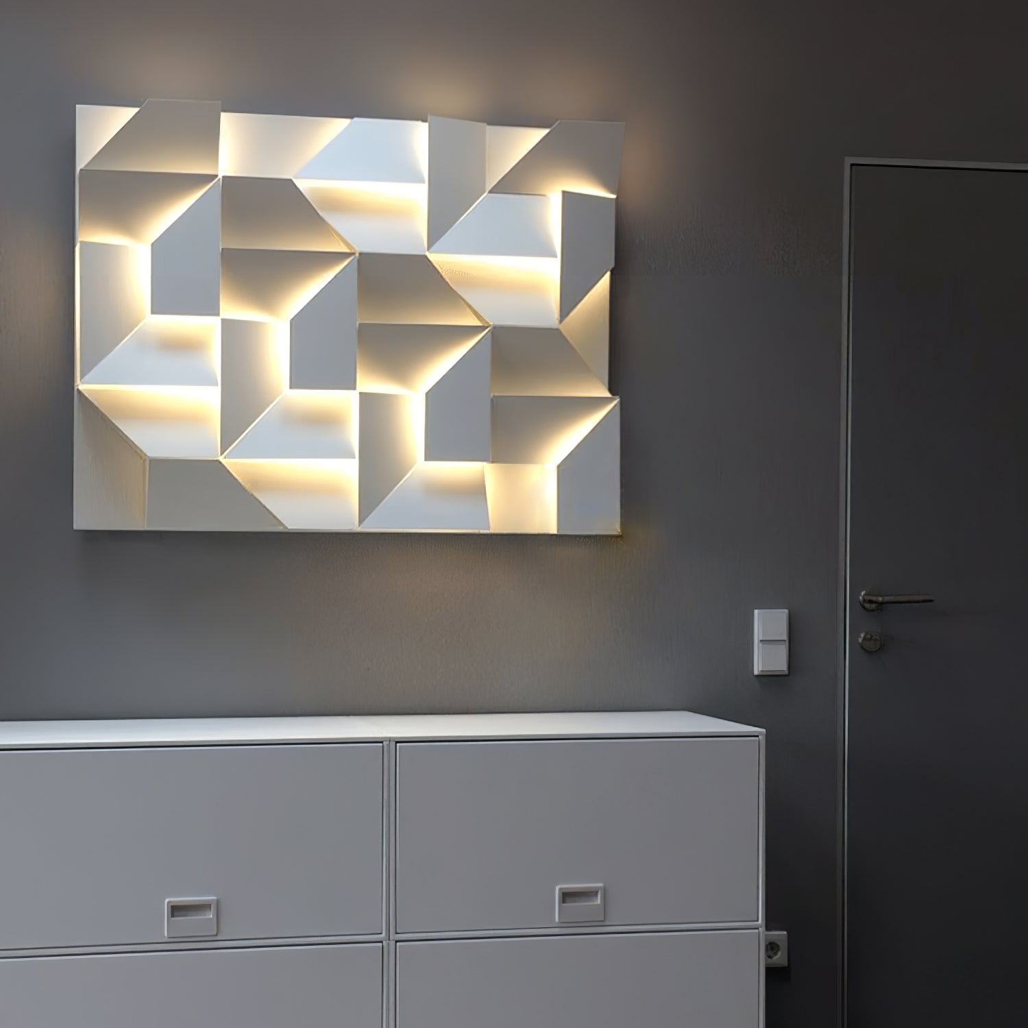 Shadows Grand Sconce - Letslighting