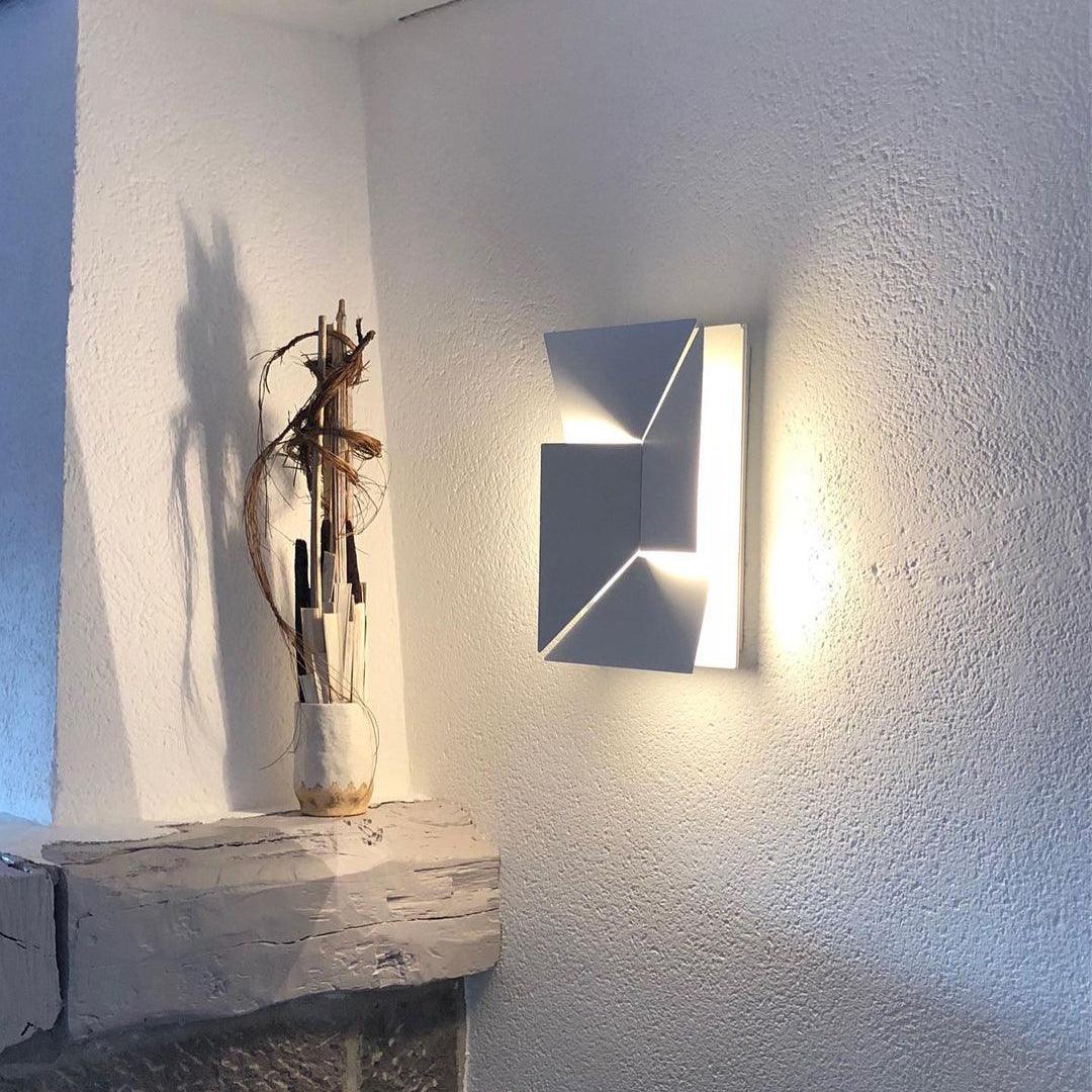 Shadows Grand Sconce - Letslighting