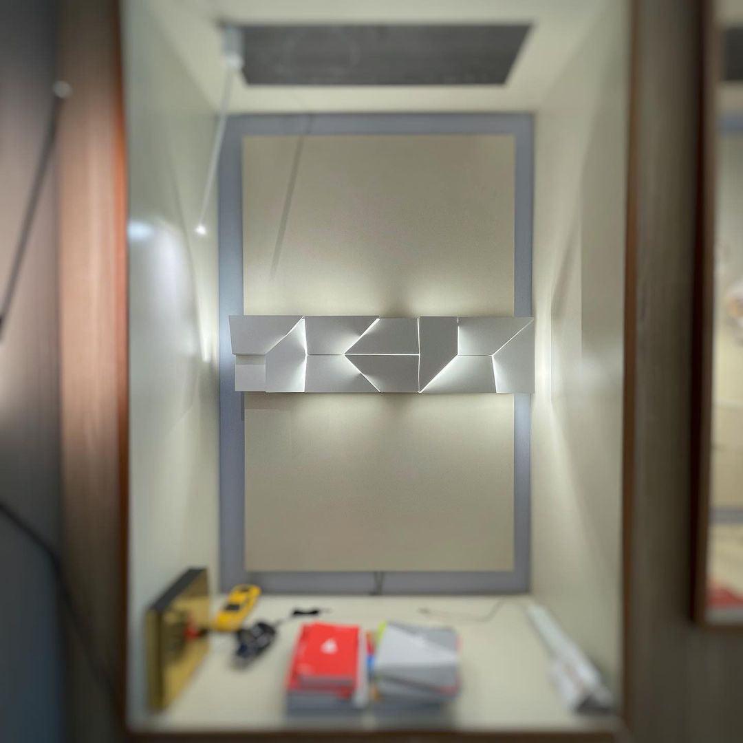 Shadows Grand Sconce - Letslighting