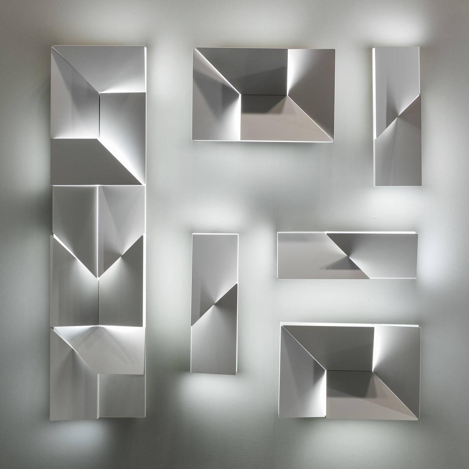 Shadows Grand Sconce - Letslighting