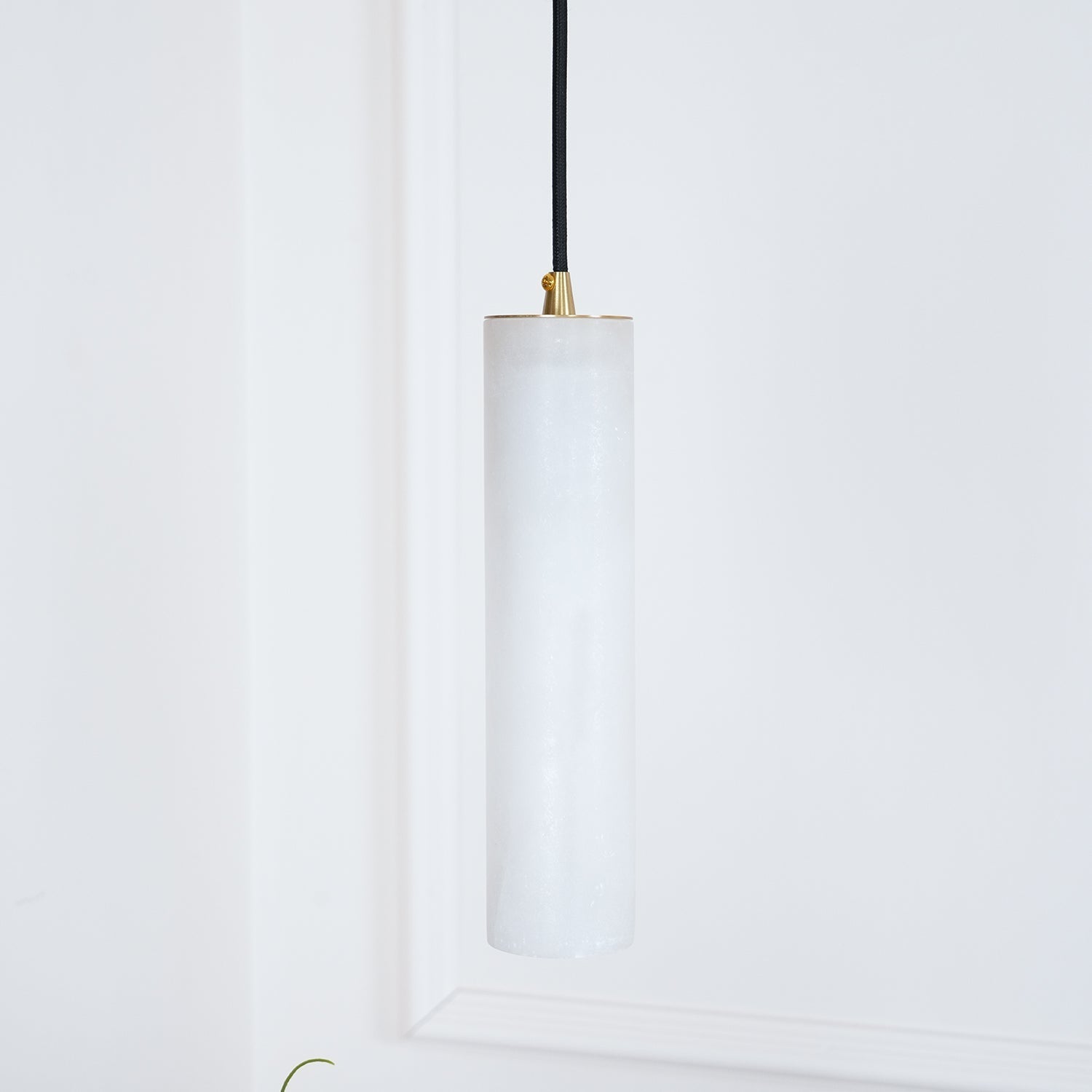 Nyxara Cluster Alabaster Pendant Light Staircase - Letslighting