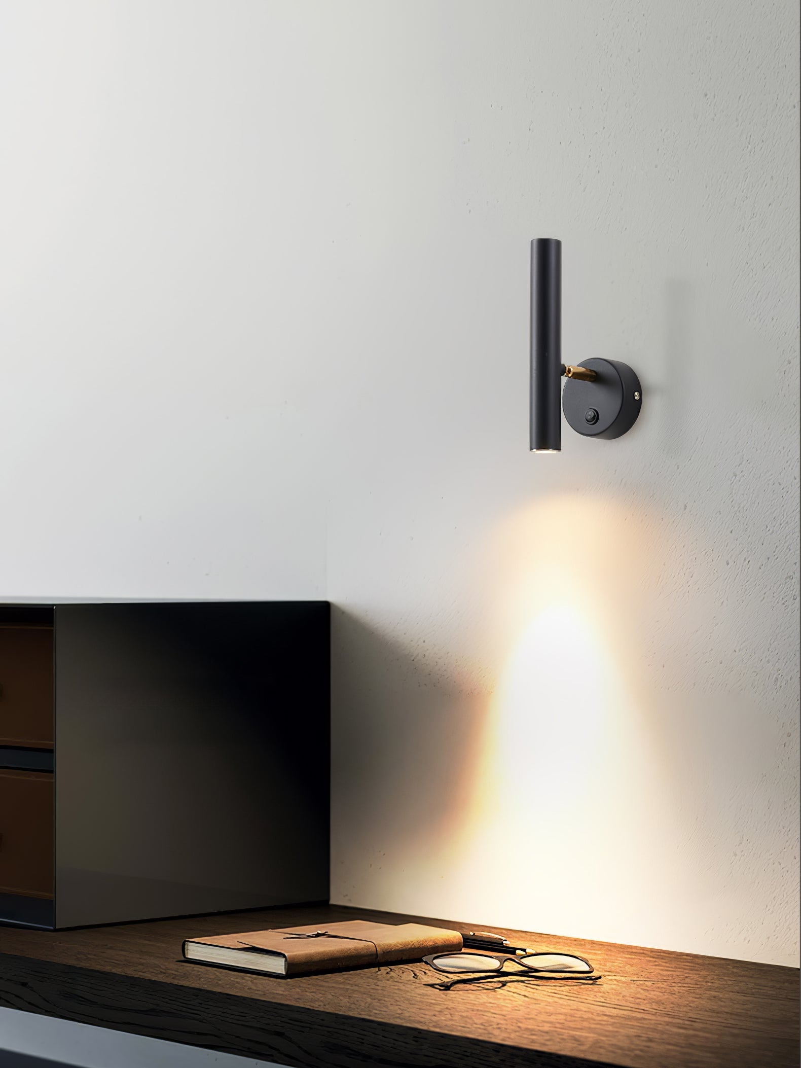 Slender Adjustable Wall Lamp - Letslighting