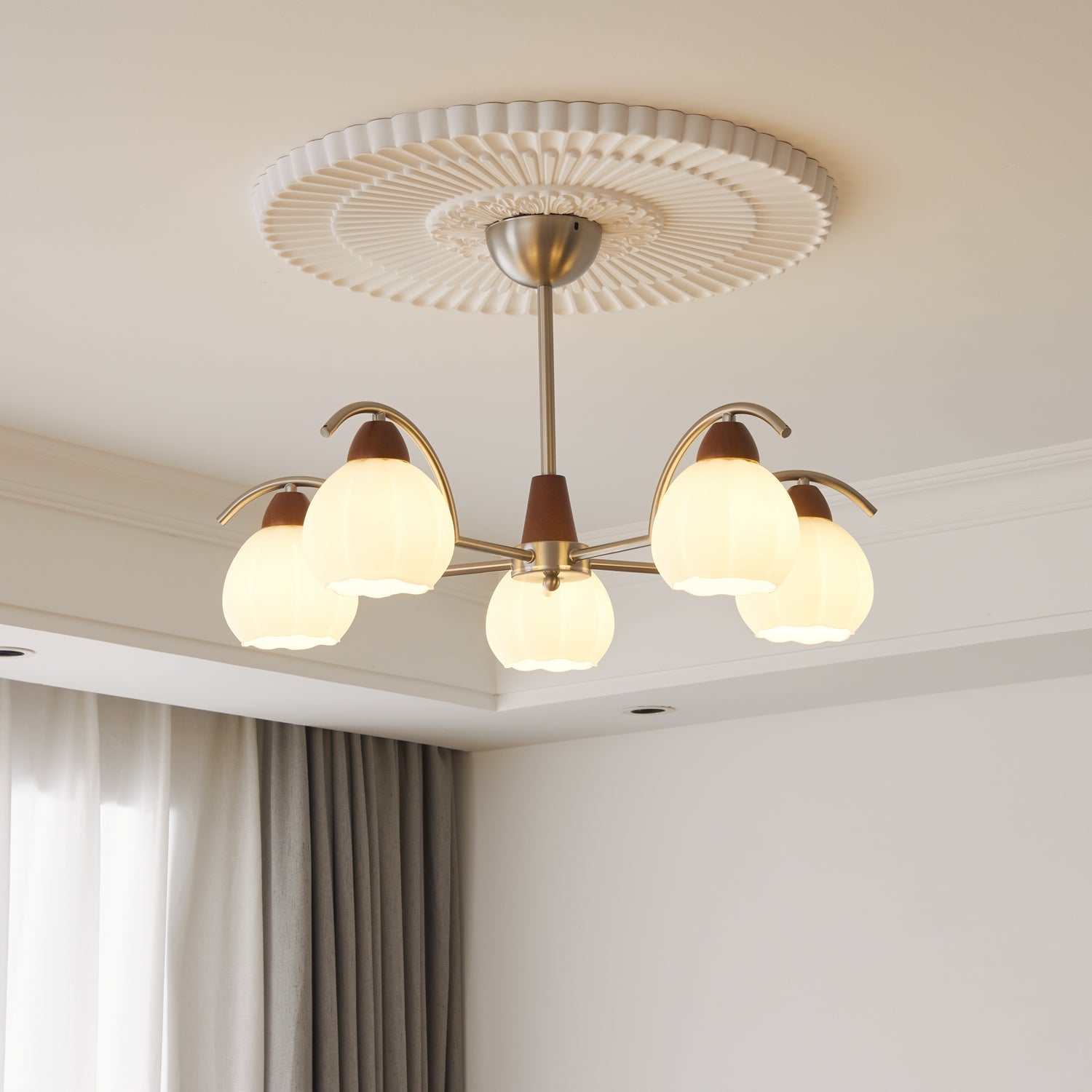 Soluna Bloom Chandelier - Letslighting