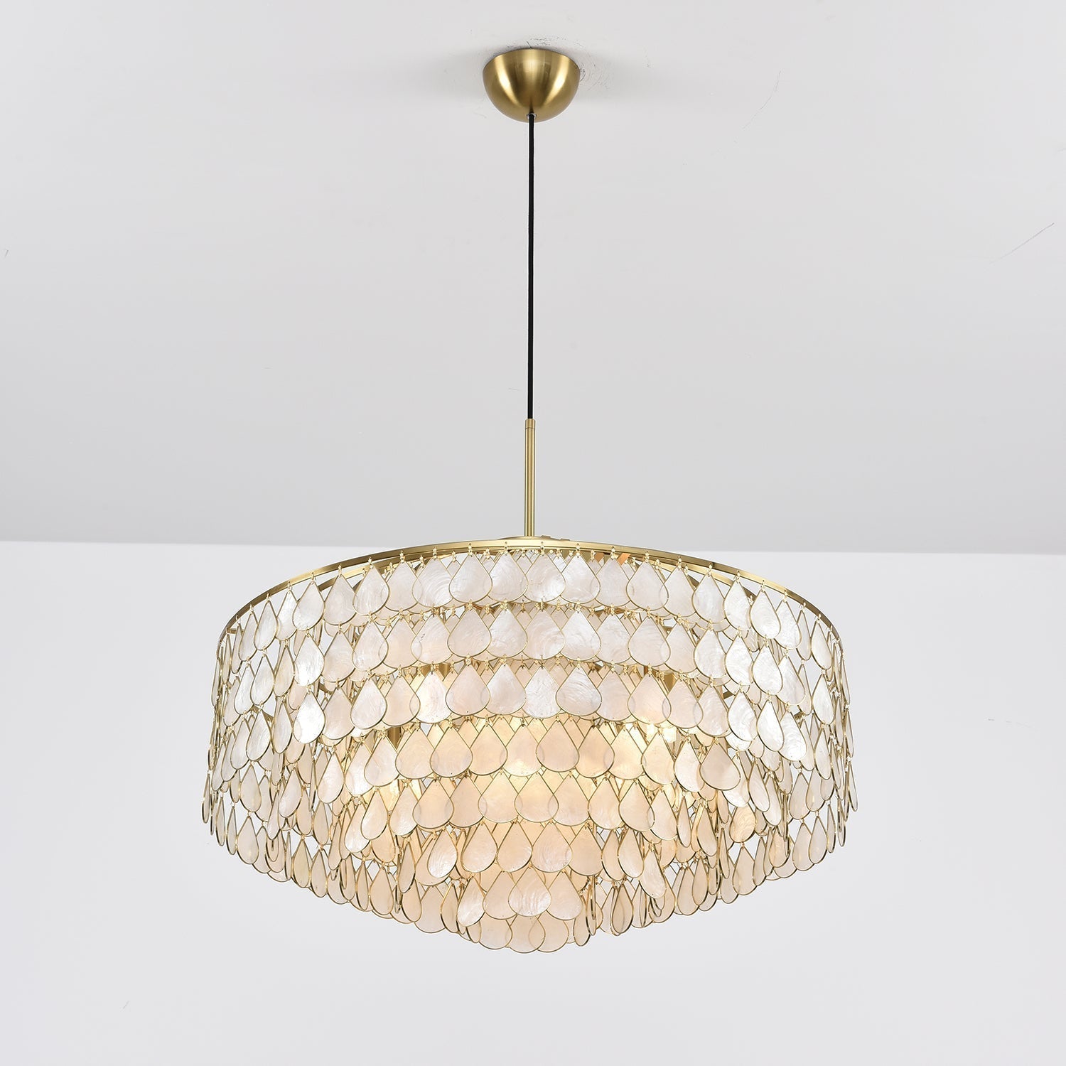 Teardrops Shell Chandelier - Letslighting