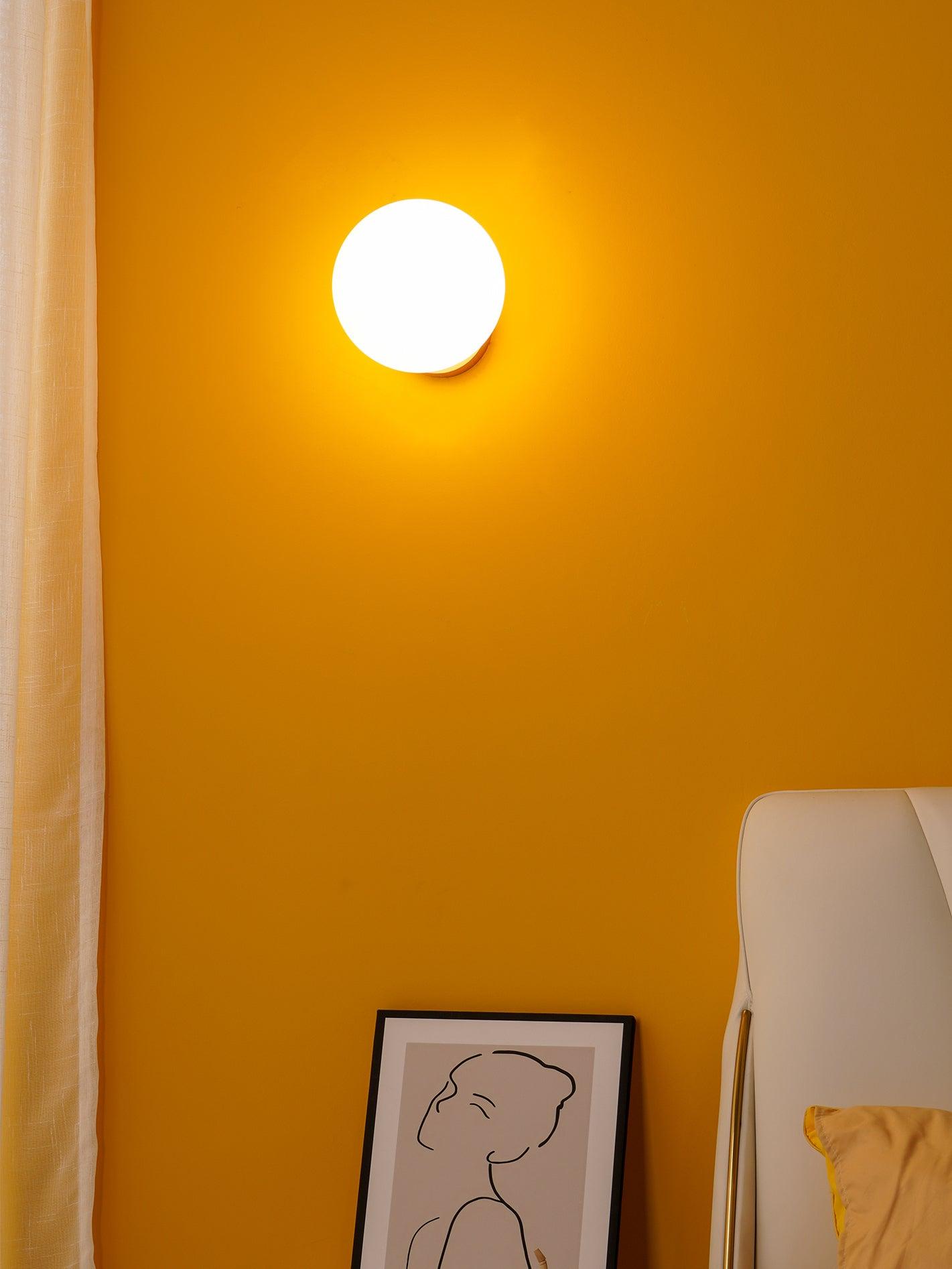 Tip of The Tongue Wall Lamp - Letslighting