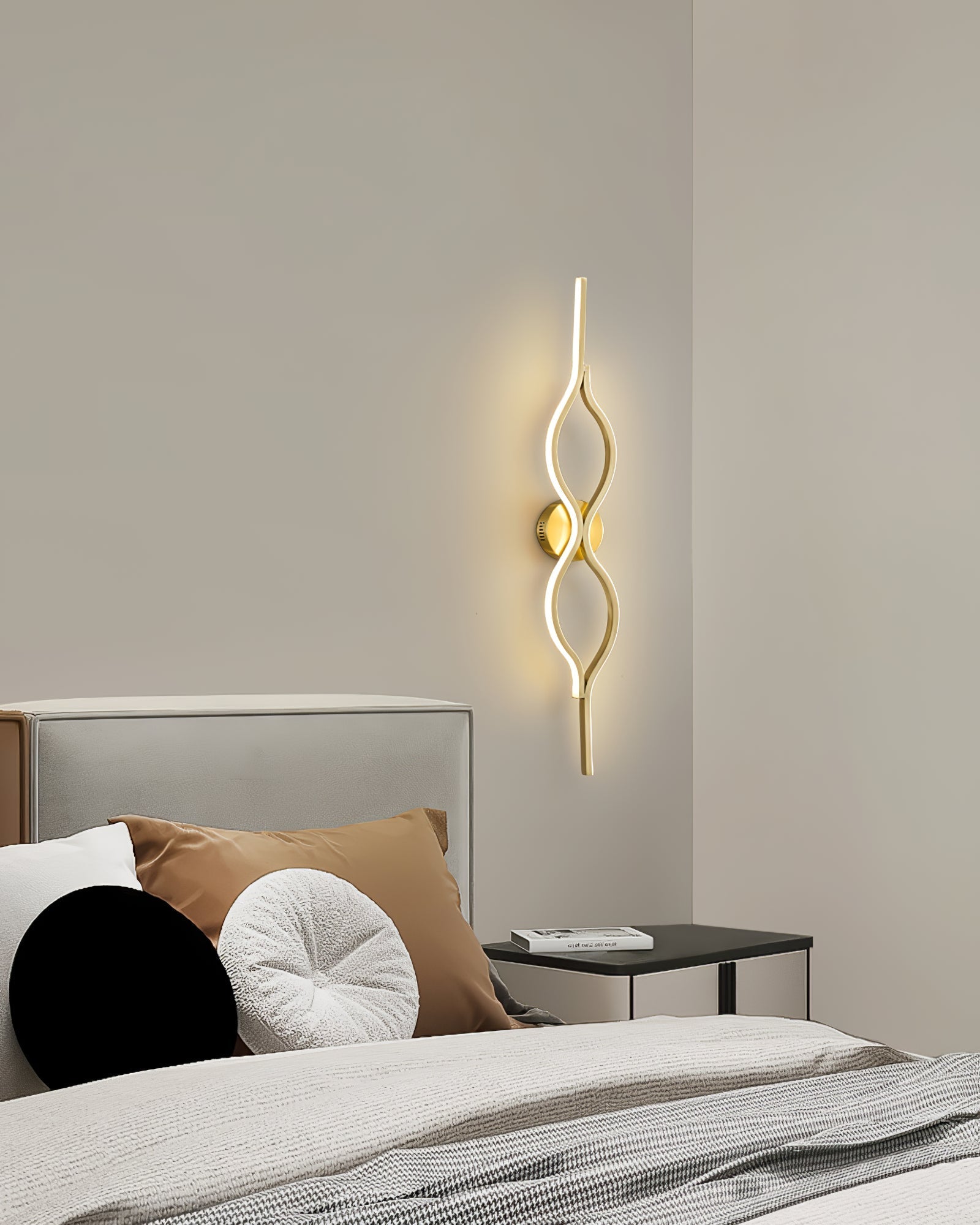 Twist Brass Wall Light - Letslighting