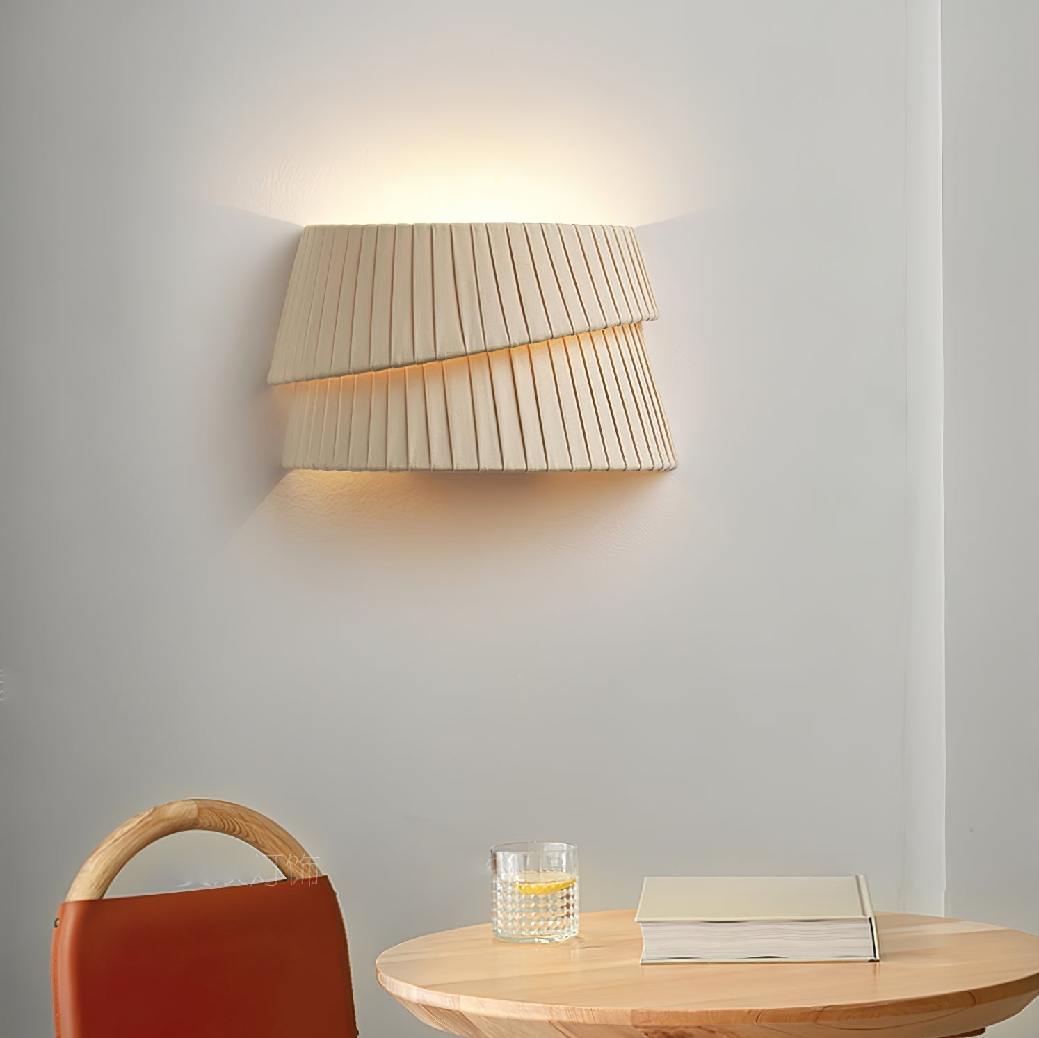 Vela Twist Wall Lamp - Letslighting