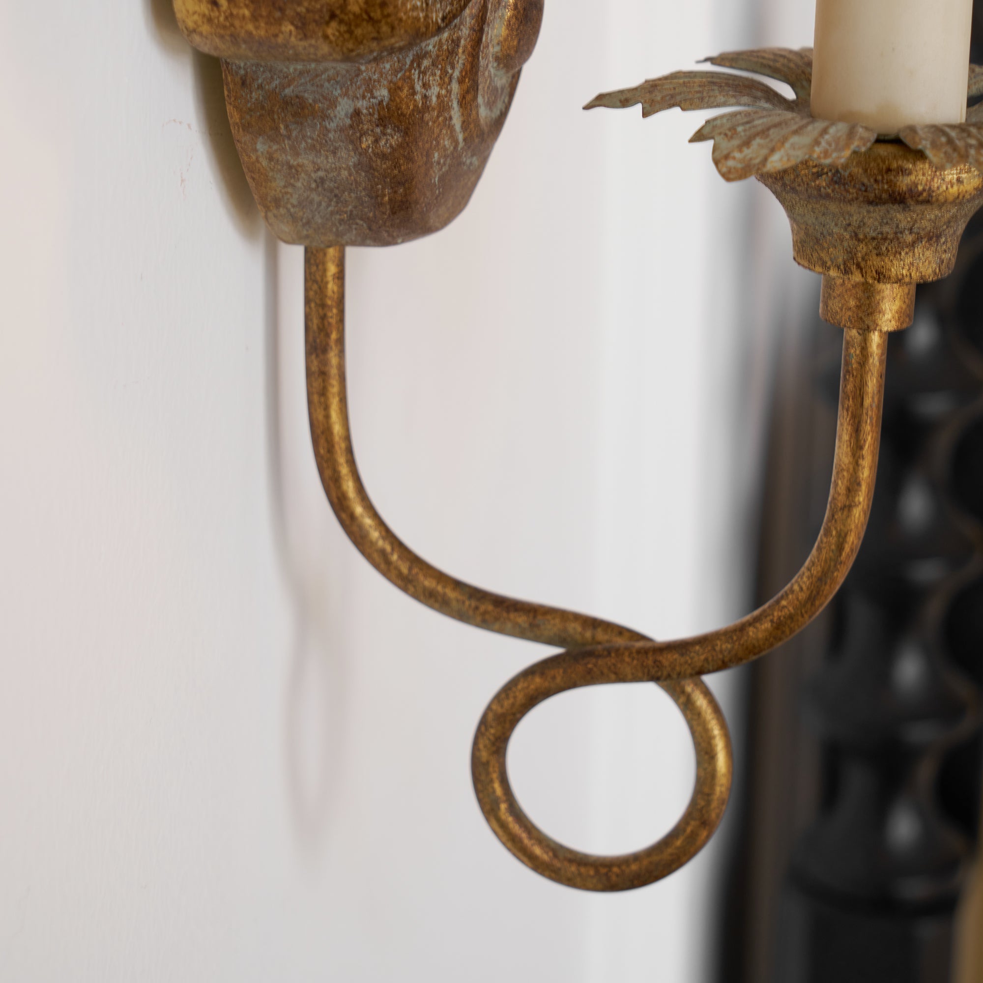 Olsilel Elegance Vintage Resin Metal Sconce Wall Lamp - Lamp Copper