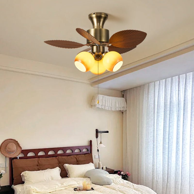 Lámpara de Techo con Ventilador Gulliver Vintage de Aspas de Hoja en un ambiente de sala de estar moderna