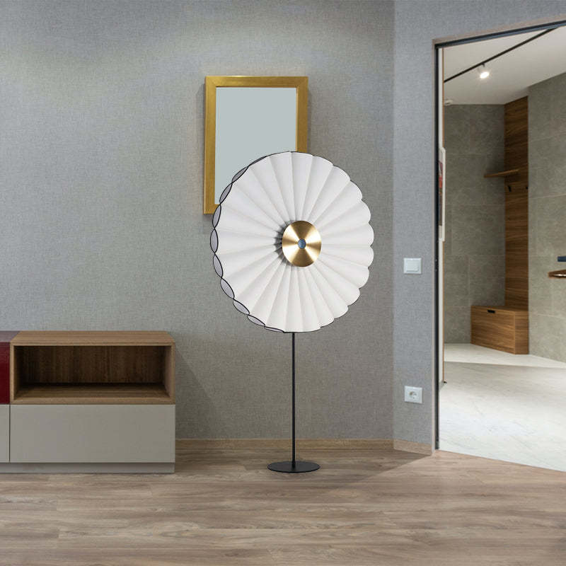 Chan Moderna Geométrica Metal LED Lámpara de Pie Blanco/Azul