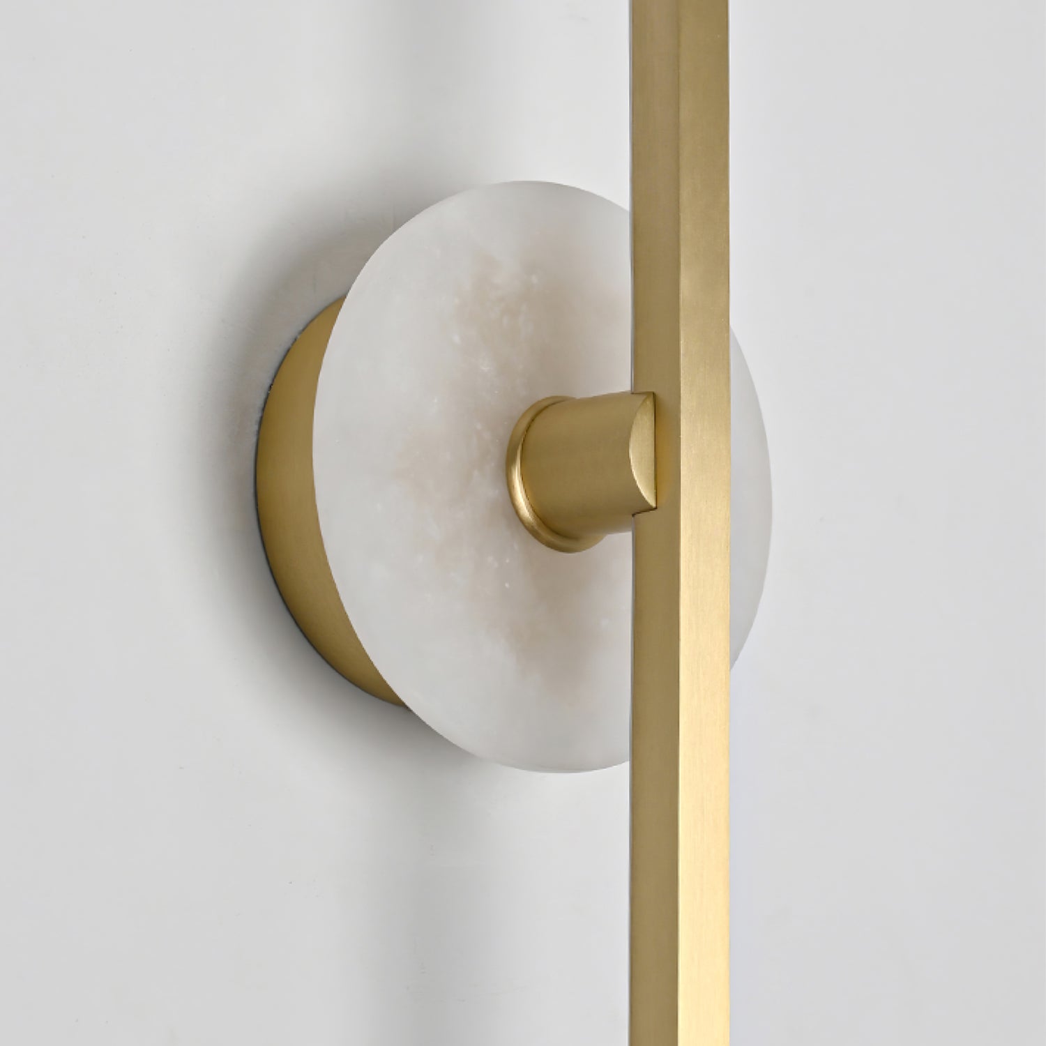 Elmarir Linear Alabaster Wall Light - Letslighting