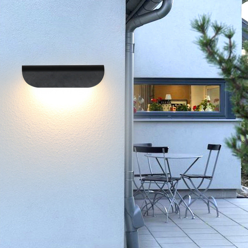 Auer Moderno Flexión Metal LED Aplique de Pared Exterior Negro/Blanco