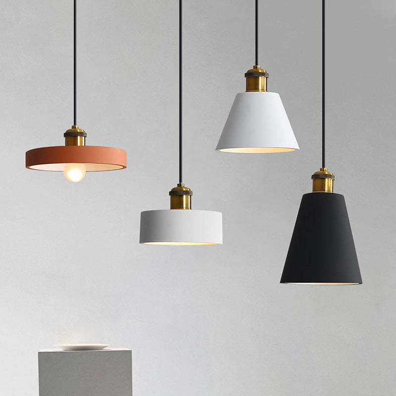 Morandi Moderna Metal/Resina Lámpara Colgante Negra/Blanca