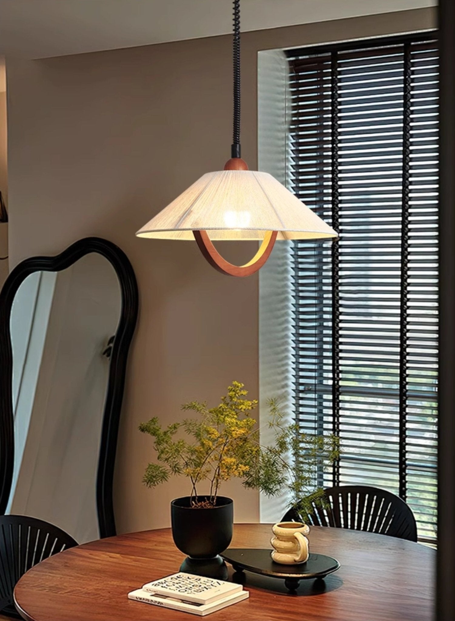 Eleanor Minimalist Metal Pendant Light - Letslighting