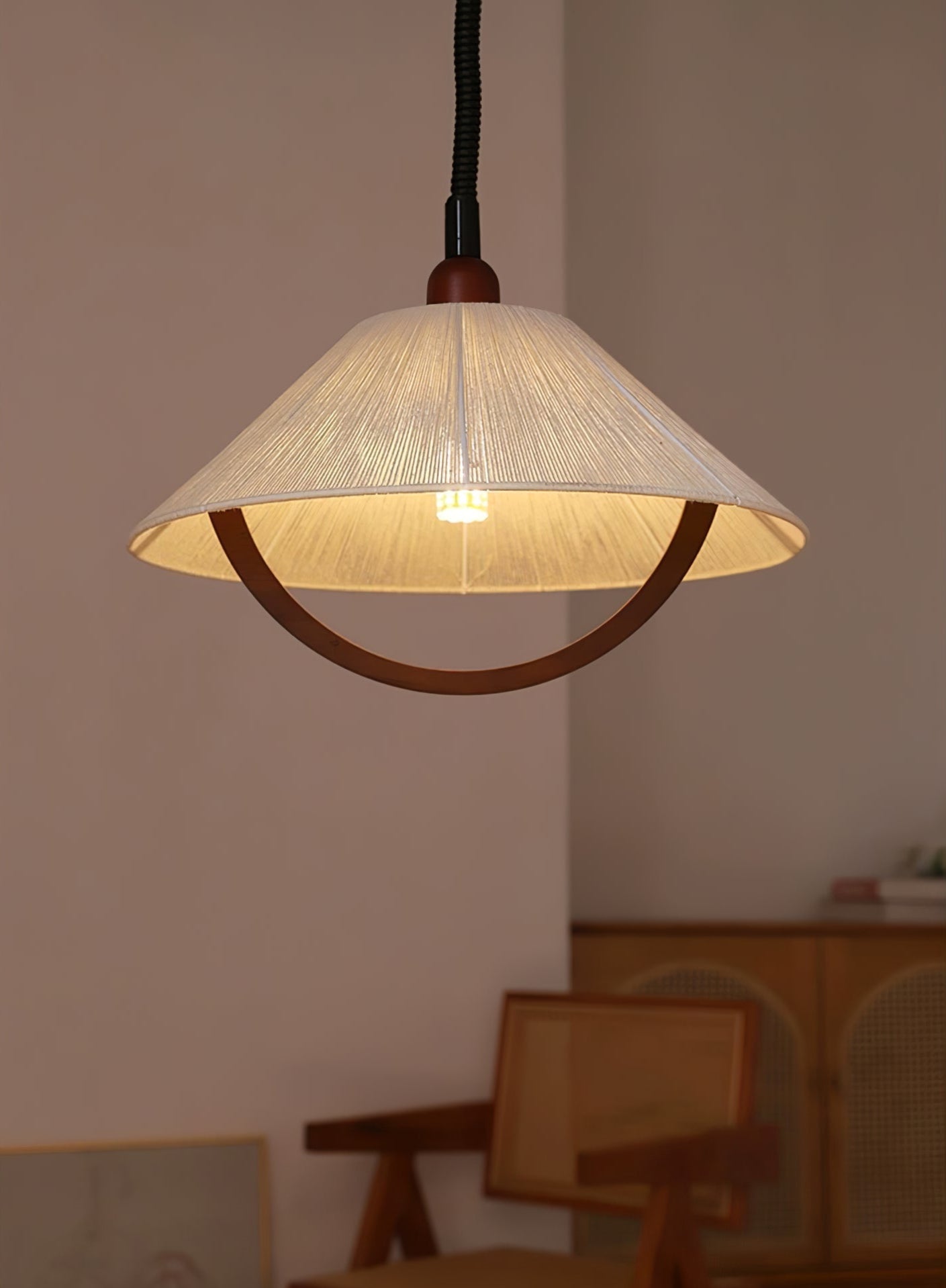 Eleanor Minimalist Metal Pendant Light - Letslighting